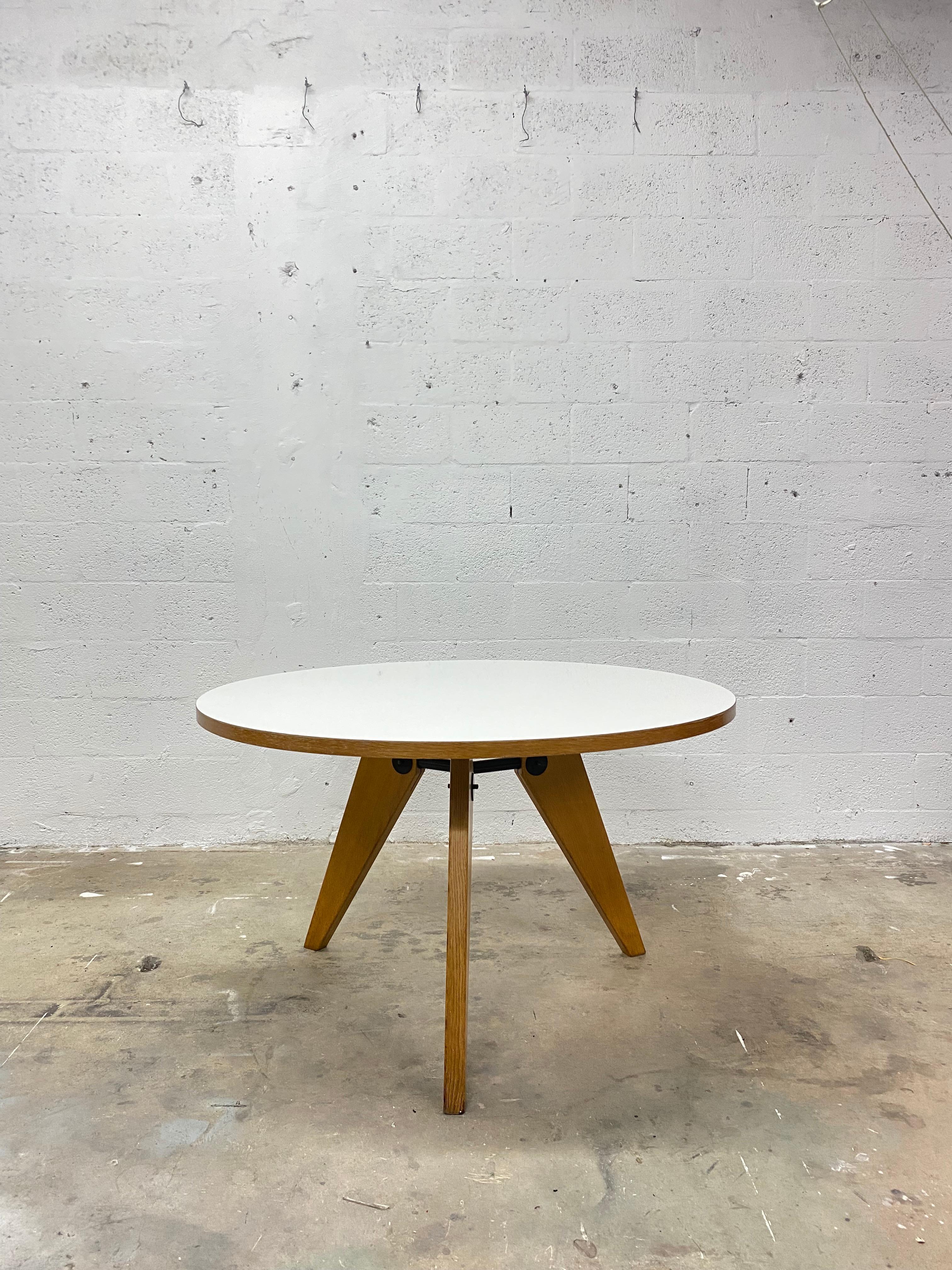 German Jean Prouve 'Gueridon' Round Dining Table with White Laminate Top for Vitra