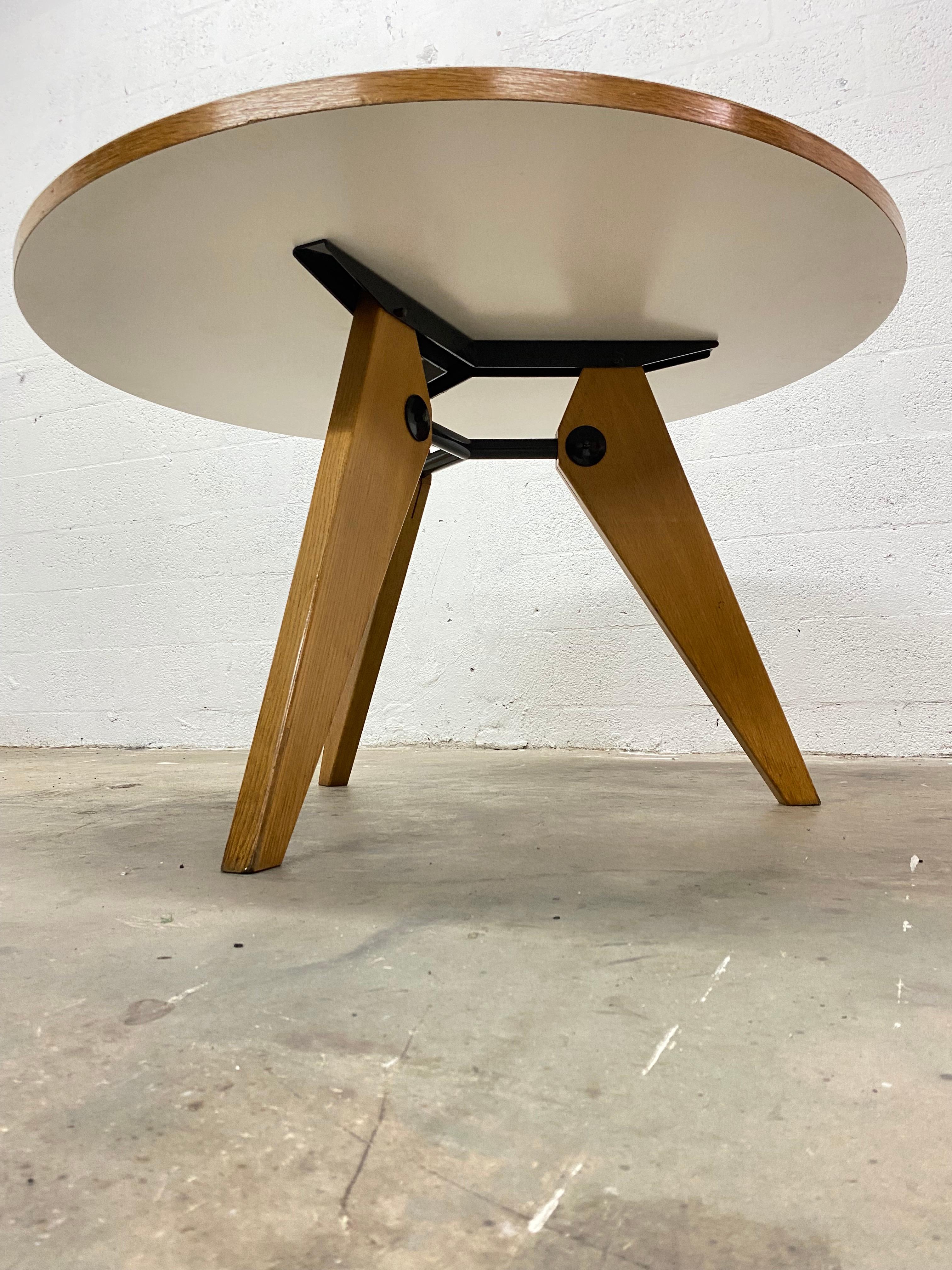 Jean Prouve 'Gueridon' Round Dining Table with White Laminate Top for Vitra In Good Condition In Miami, FL