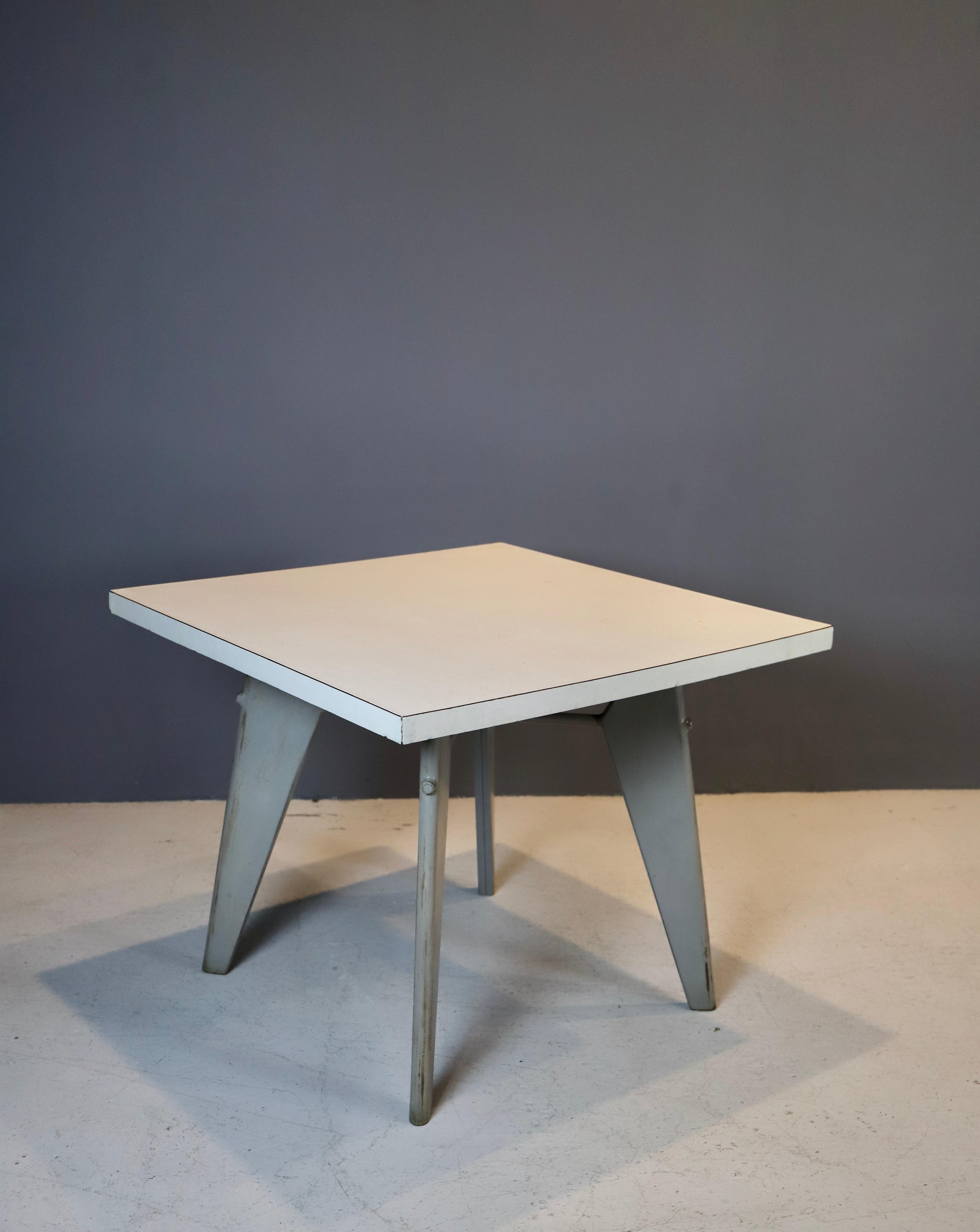 Mid-Century Modern Table 