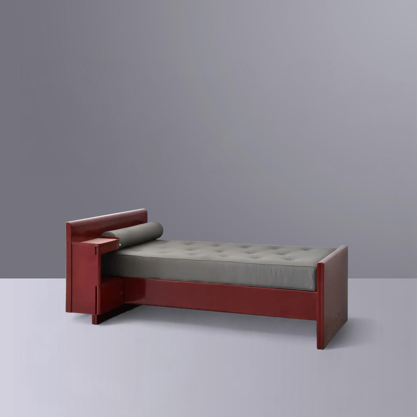 Jean Prouvé & Jules Leleu, Cama o Daybed / Auténtica Moderna de Mediados de Siglo Moderno de mediados de siglo en venta