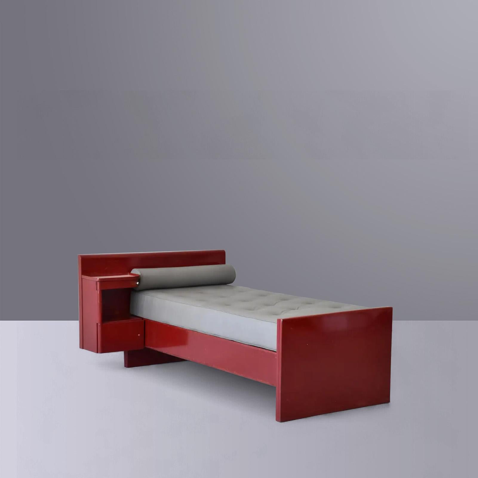 Jean Prouvé & Jules Leleu, Cama o Daybed / Auténtica Moderna de Mediados de Siglo Francés en venta