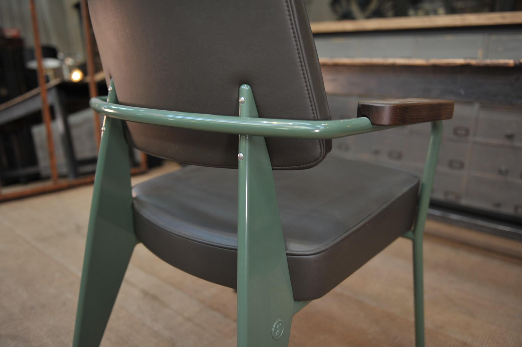Jean Prouvé Limited Edition Leather Steering Chair by G-Star for Vitra Desk In Excellent Condition In Roubaix, FR