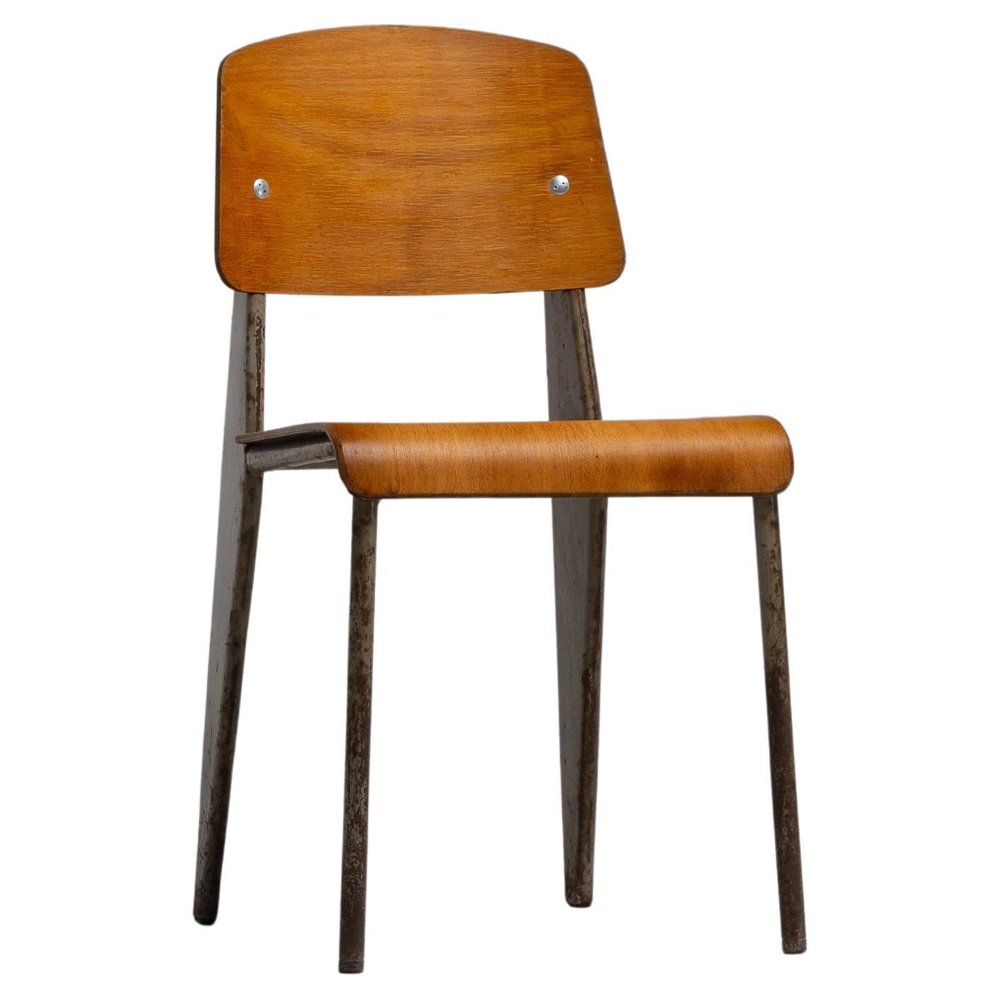 Jean Prouvé Métropole 305 sedia standard Francia 1951