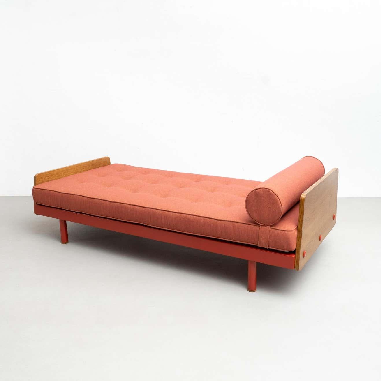 Jean Prouve Mid-Century Modern S.C.A.L. Daybed, circa 1950 6