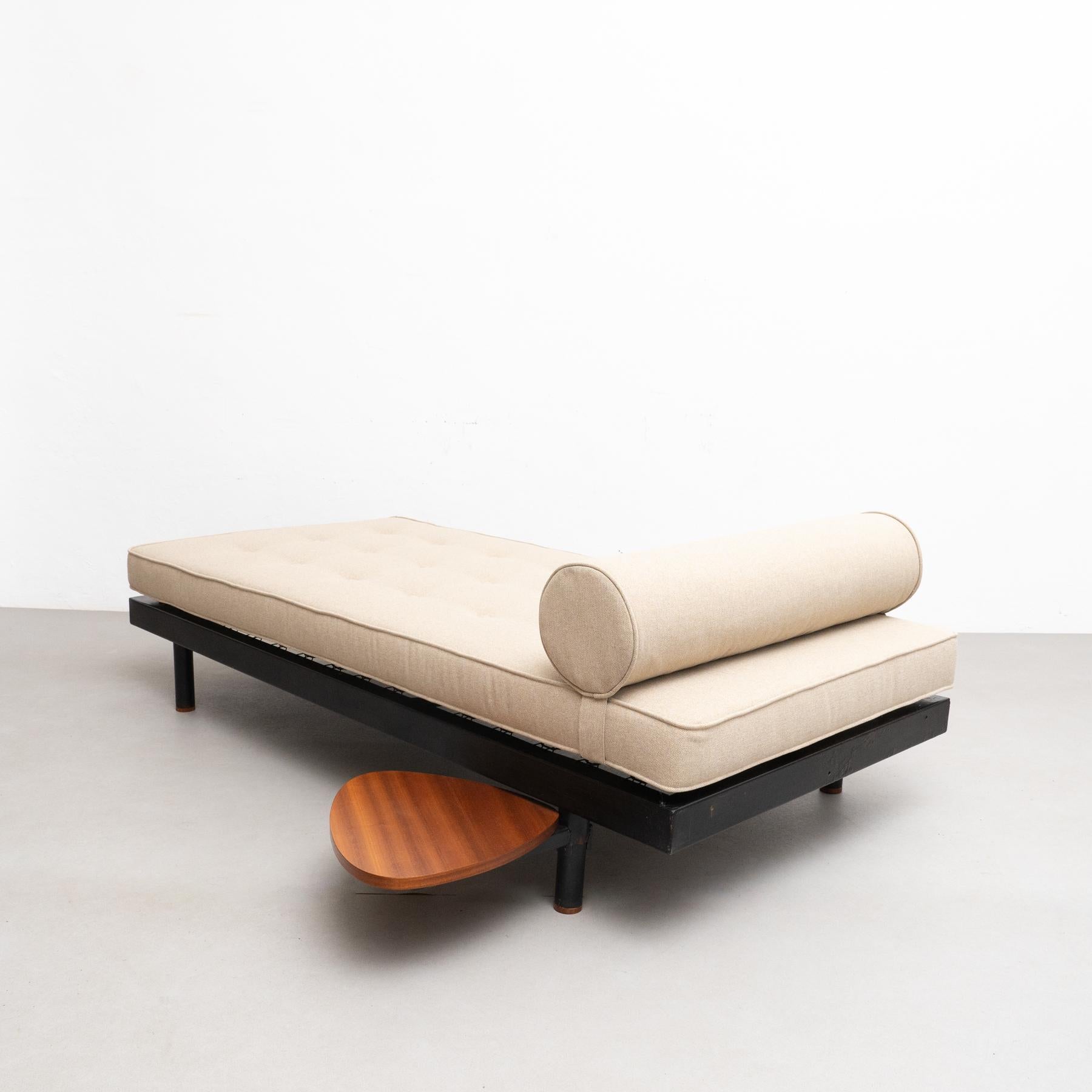 Jean Prouve Mid-Century Modern S.C.A.L. Daybed, circa 1950 7