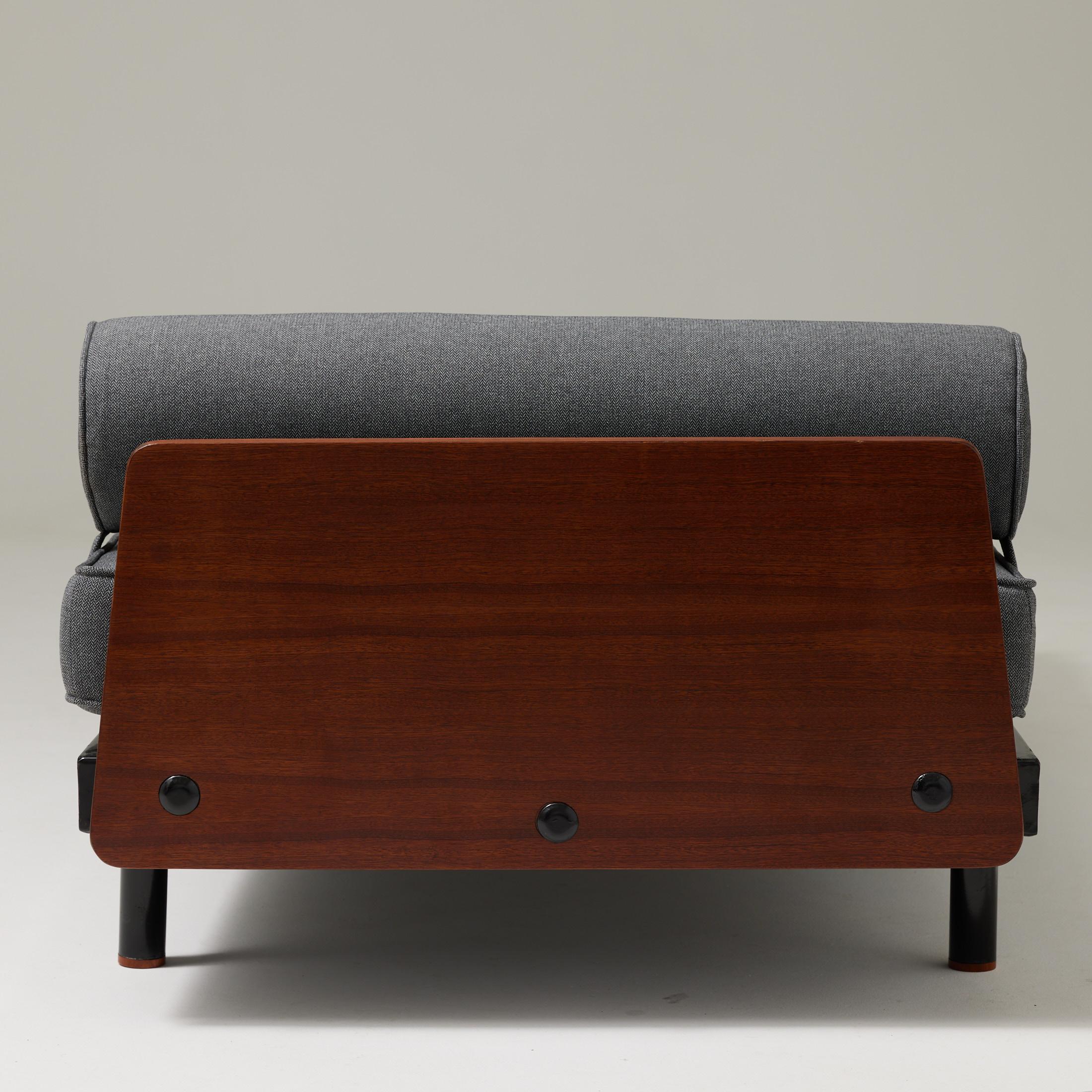 Jean Prouve Mid-Century Modern S.C.A.L. Daybed, circa 1950 For Sale 7