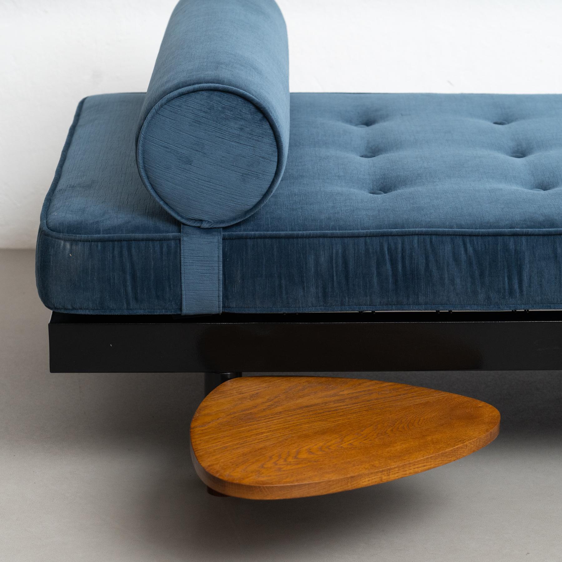 Jean Prouve Mid-Century Modern S.C.A.L. Daybed, circa 1950 For Sale 9