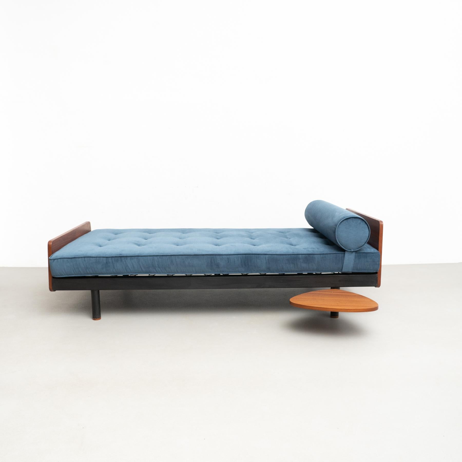 Jean Prouve Mid-Century Modern S.C.A.L. Daybed, circa 1950 10