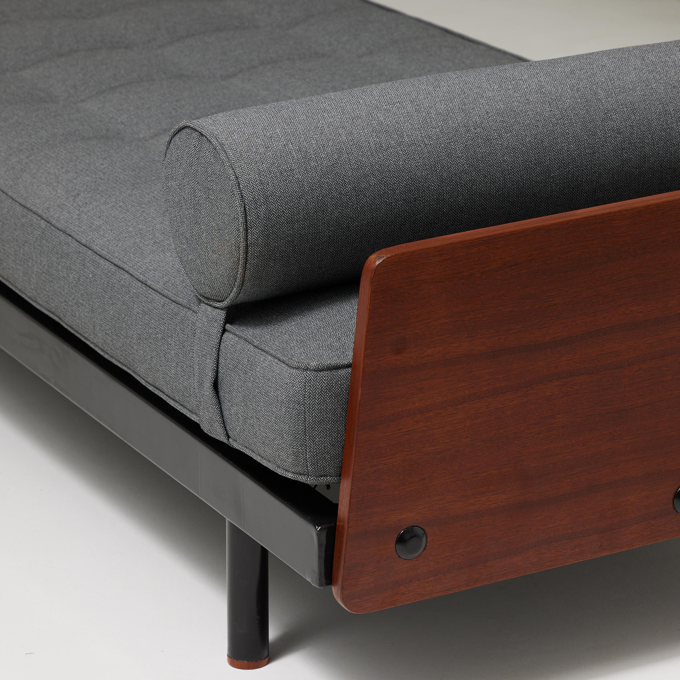 Jean Prouve Mid-Century Modern S.C.A.L. Daybed, circa 1950 For Sale 10