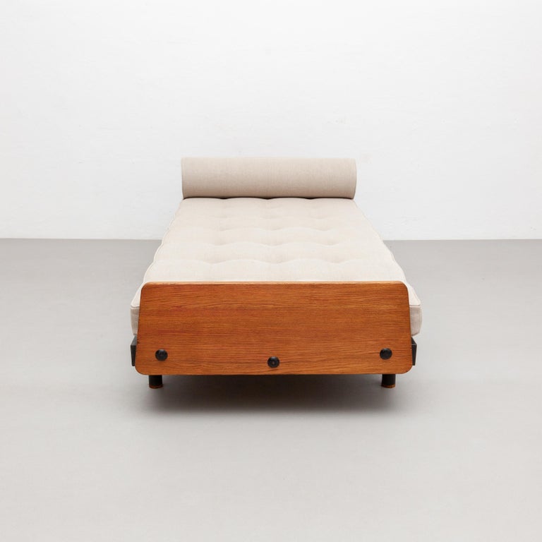 Jean Prouve Mid-Century Modern S.C.A.L. Daybed, circa 1950 13