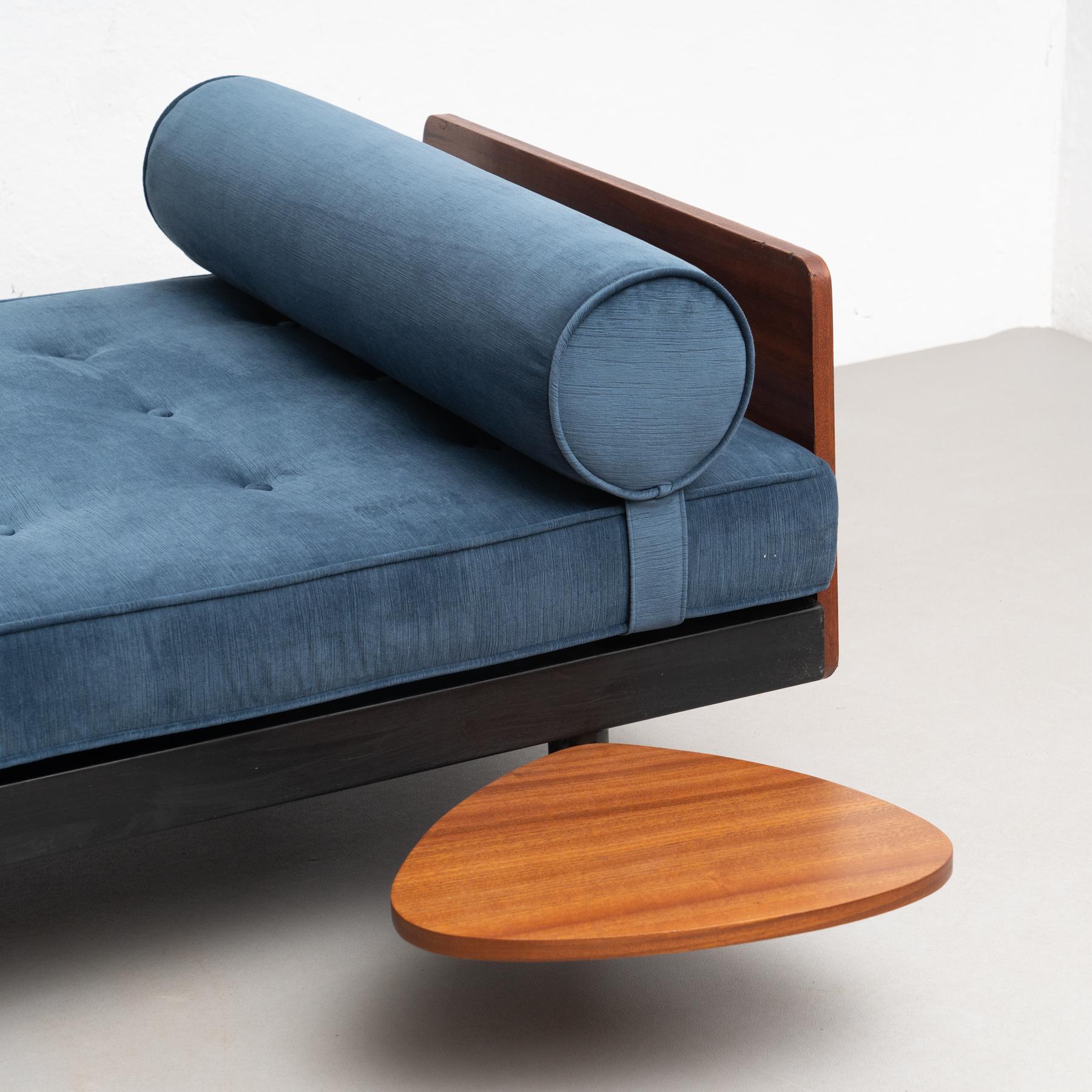 Jean Prouve Mid-Century Modern S.C.A.L. Daybed, circa 1950 13