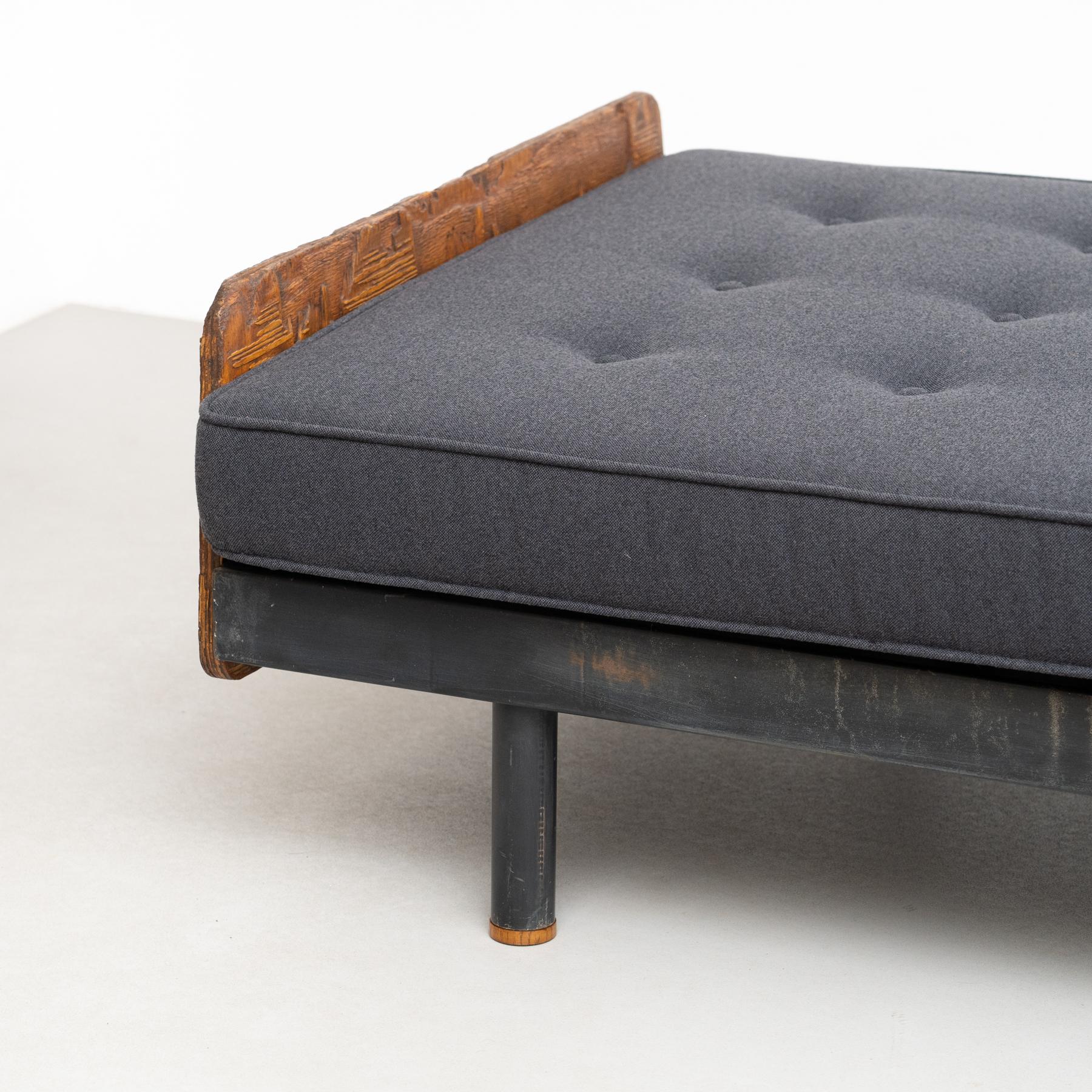 Jean Prouve Mid-Century Modern S.C.A.L. Daybed, circa 1950 3