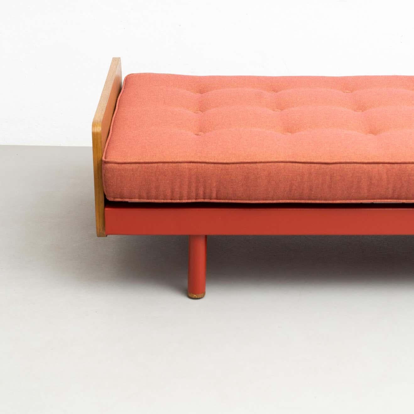 Jean Prouve Mid-Century Modern S.C.A.L. Daybed, circa 1950 3