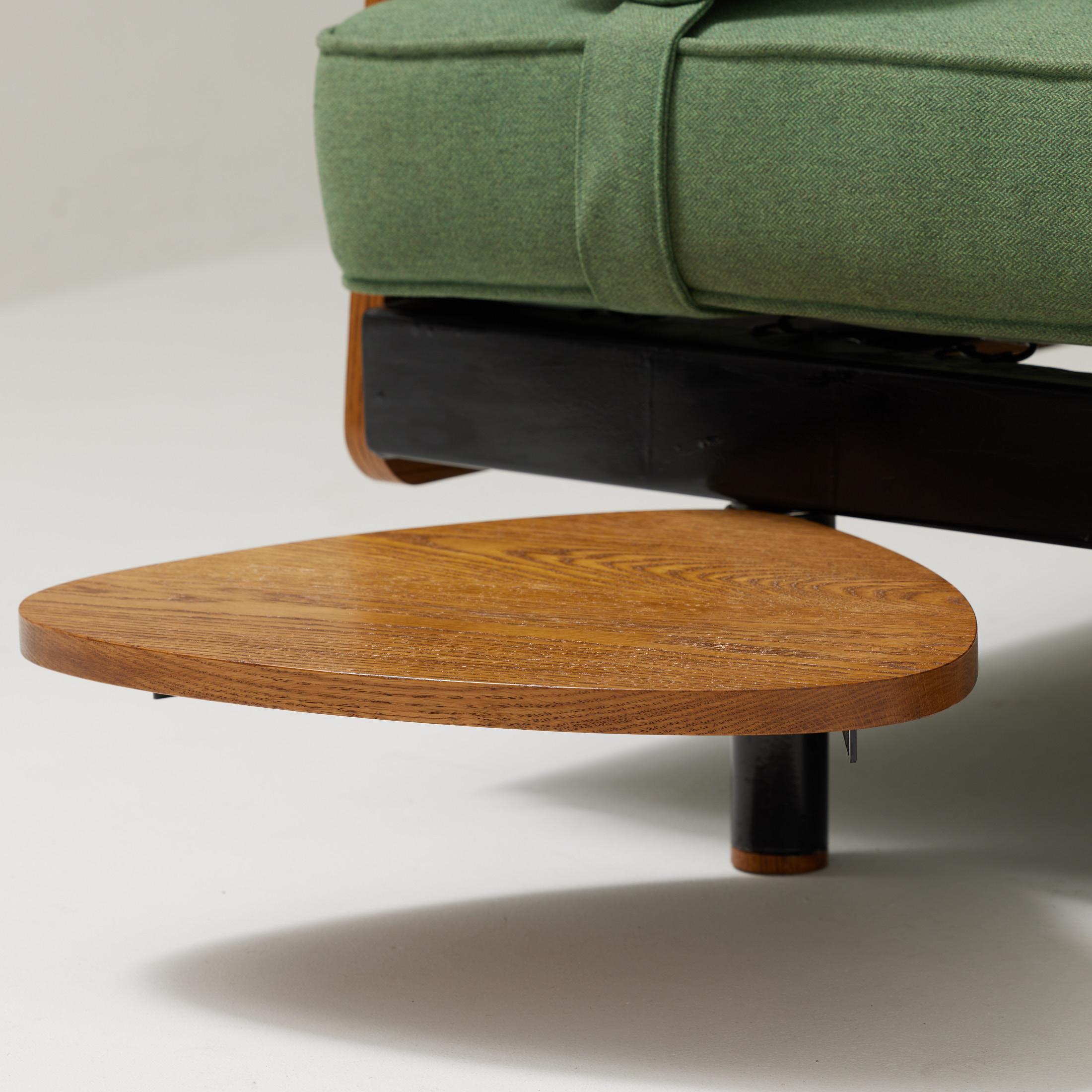 Jean Prouve Mid-Century Modern S.C.A.L. Daybed, circa 1950 For Sale 3