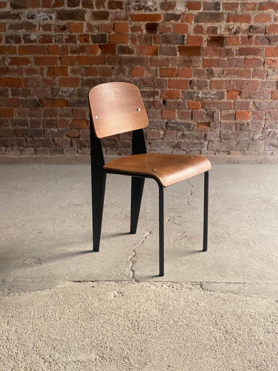 Jean Prouvé Model 305 Black Standard Chair by Atelier Prouvé circa 1950 For Sale 4