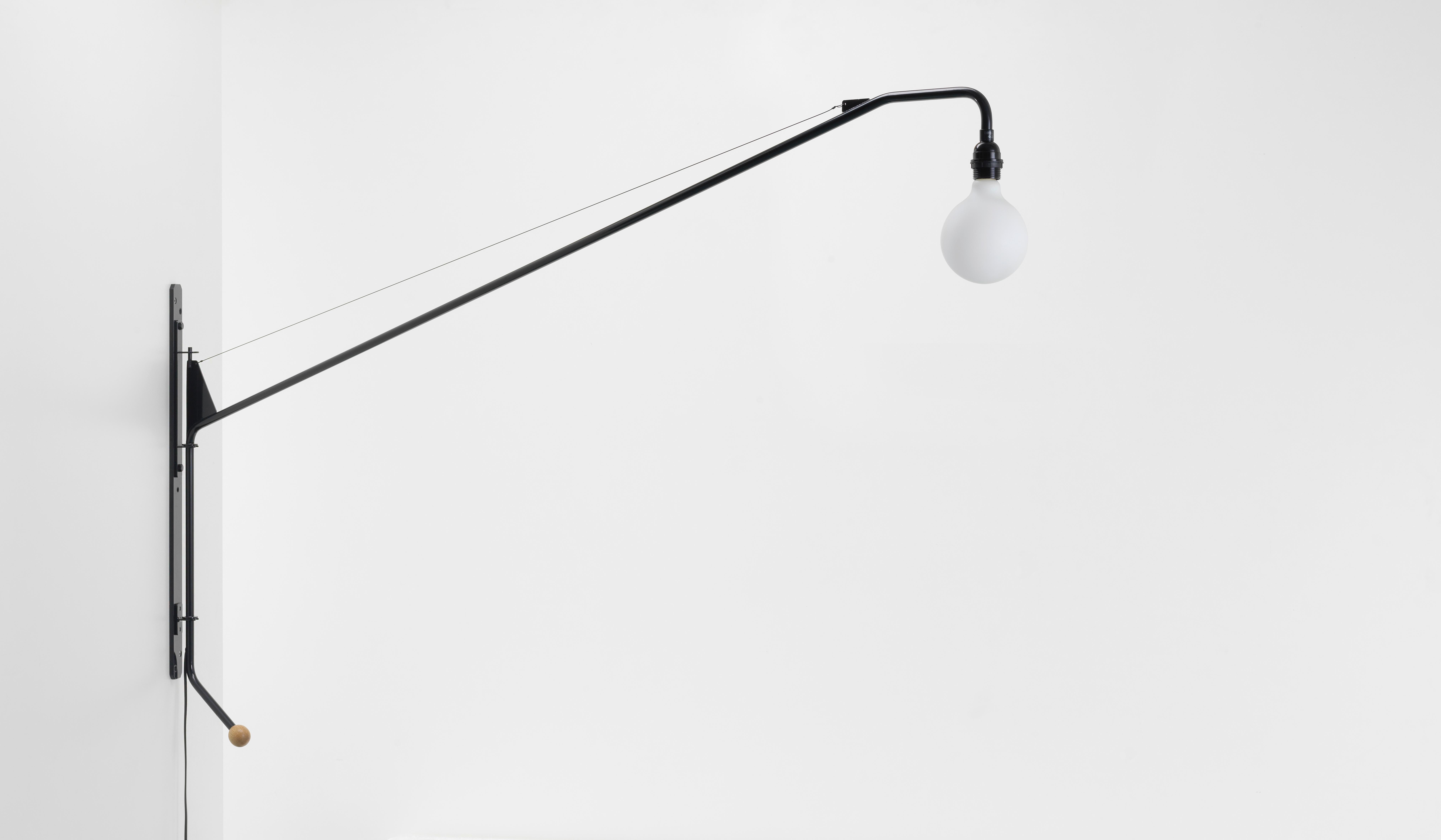 Jean Prouvé 'Petite Potence' Pivoting Wall Light in Black for Vitra For Sale 4