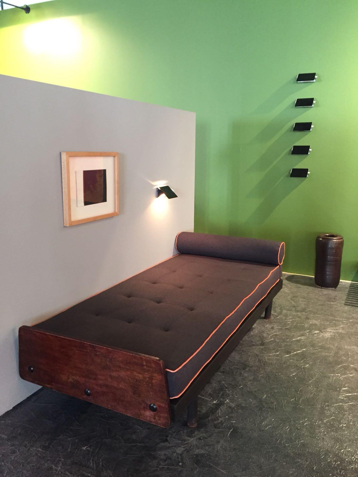 Mid-20th Century Jean Prouvé S.C.A.L. Daybed, circa 1955