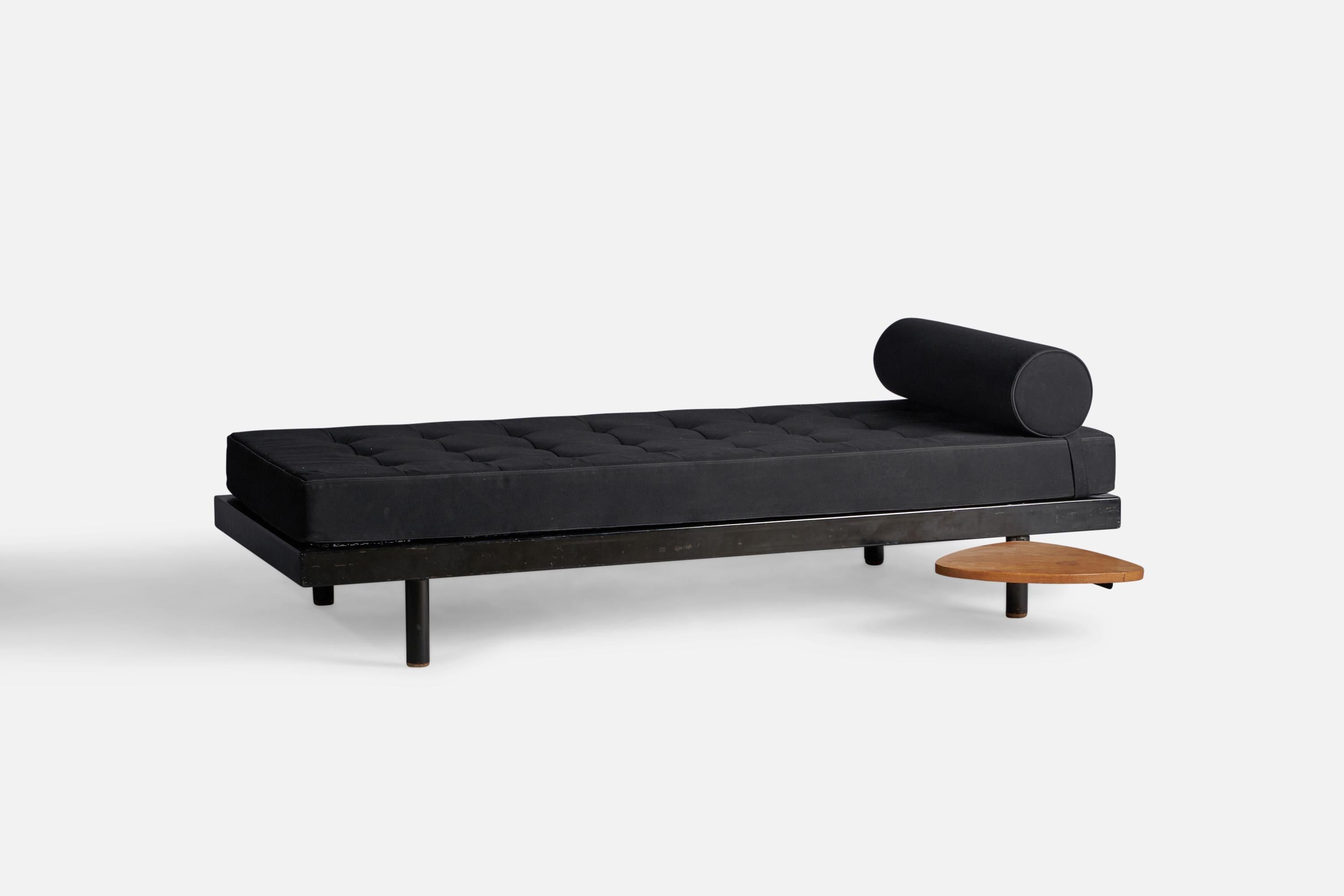 Mid-20th Century Jean Prouvé, S.C.A.L. Daybed, Metal, Fabric, Oak, France, 1950s For Sale