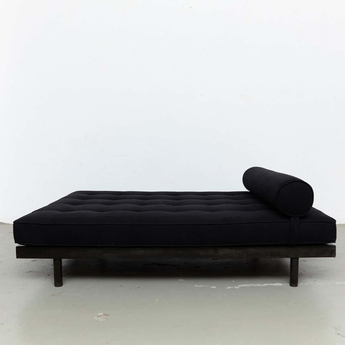Jean Prouvé S.C.A.L. Double Daybed, circa 1950 For Sale 5