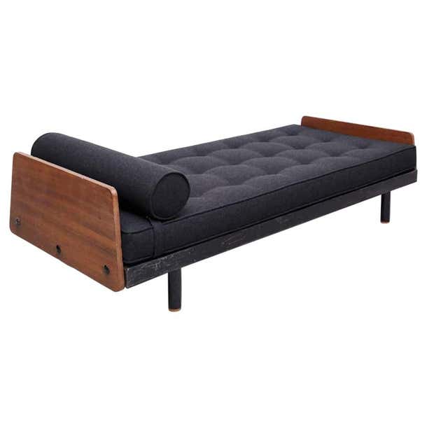 Jean Prouvé S.C.A.L. Metal and Wood Daybed, circa 1950 For Sale at ...