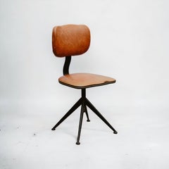 Jean Prouvé Büro-Schreibtischstuhl Vintage Mid-Century Design