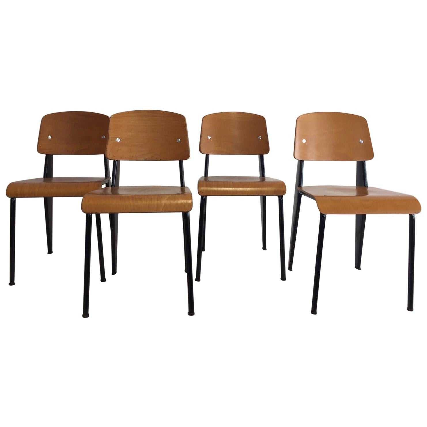 Jean Prouvé Standard Chair in Natural Oak and Japanese Red for 