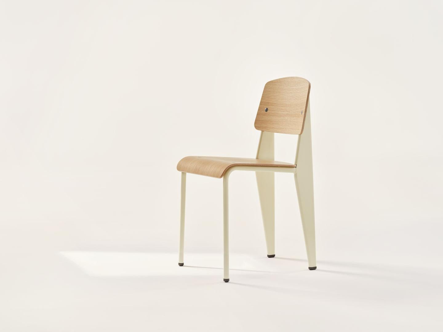 Jean Prouvé Standard Chair by Vitra 11