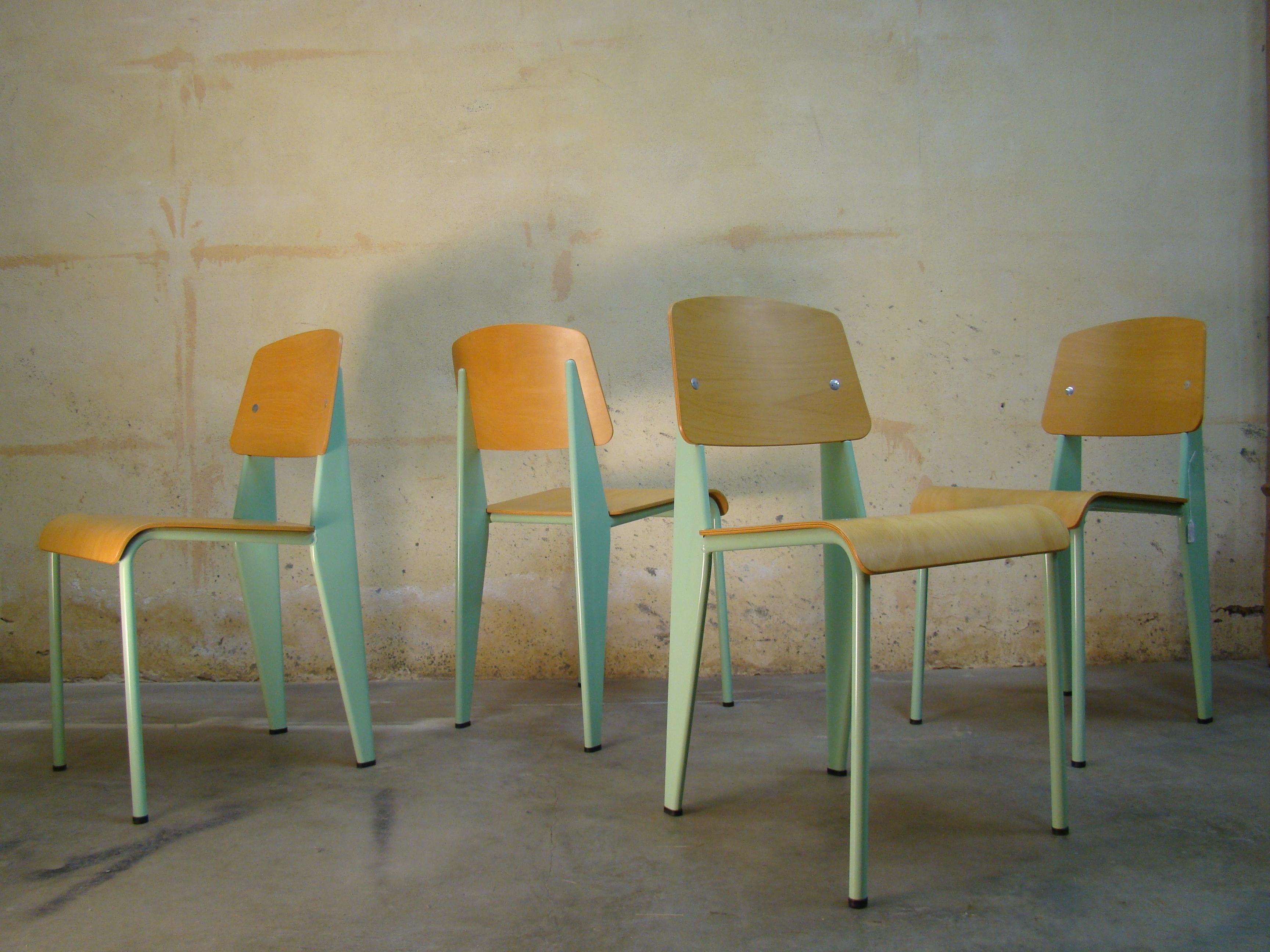 Jean Prouvé Standard Chairs 1