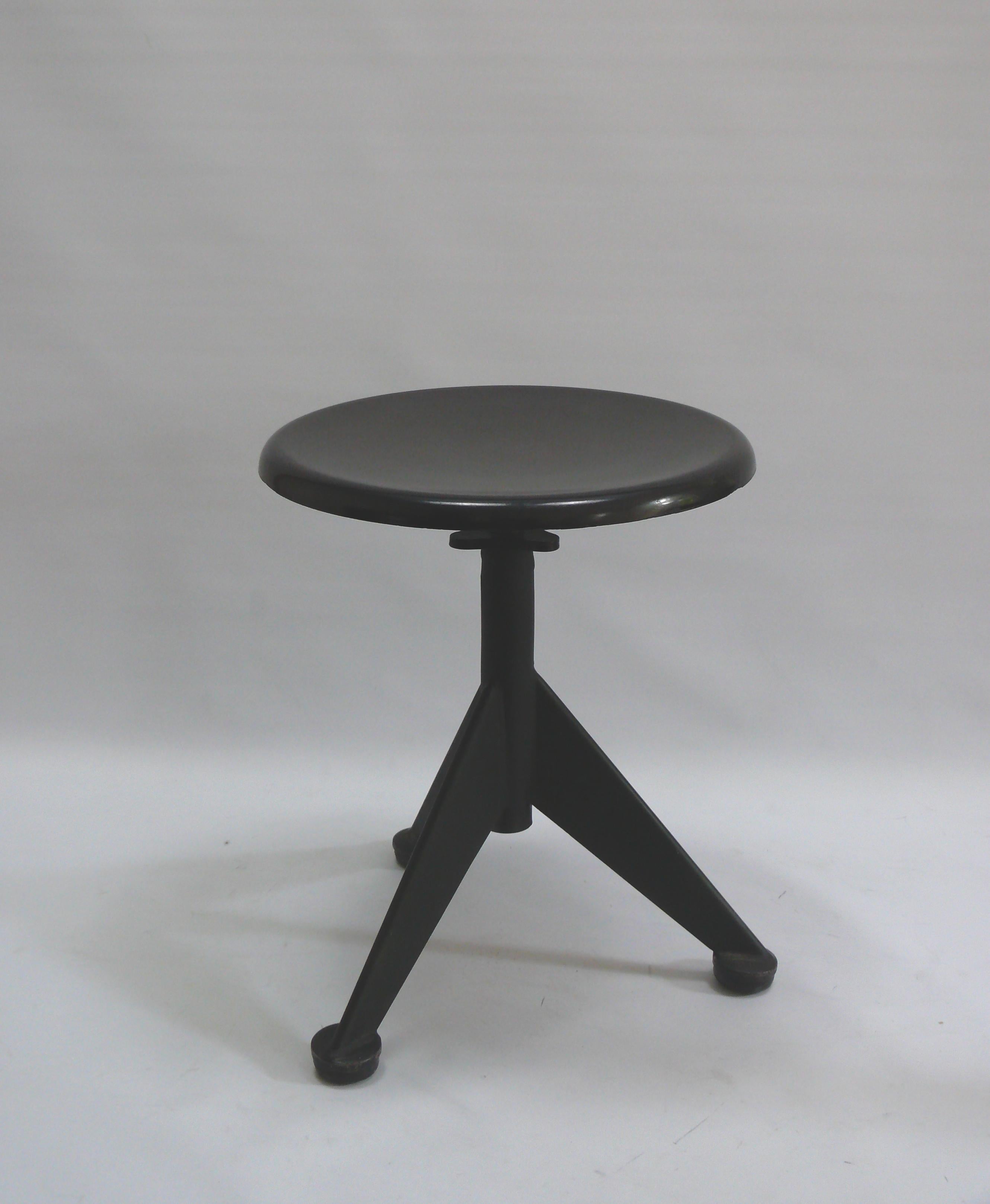 Scandinave Jean Prouvé stool for AB Obelberg Olsen, Sweden, 1930s en vente