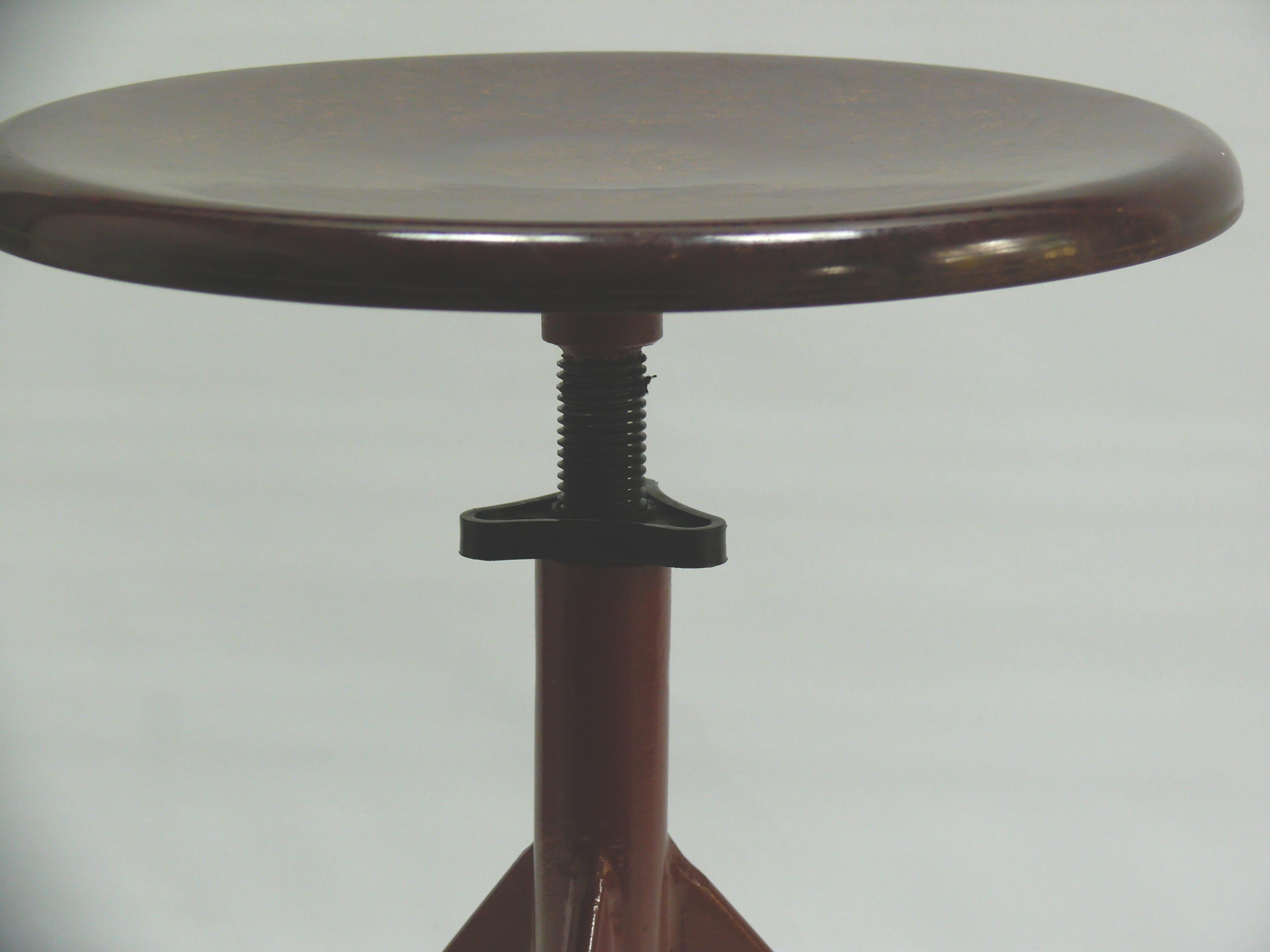 Tabouret Jean Prouvé pour AB Obelberg Olsen, Suède, années 1930 Bon état - En vente à Schwerin, MV