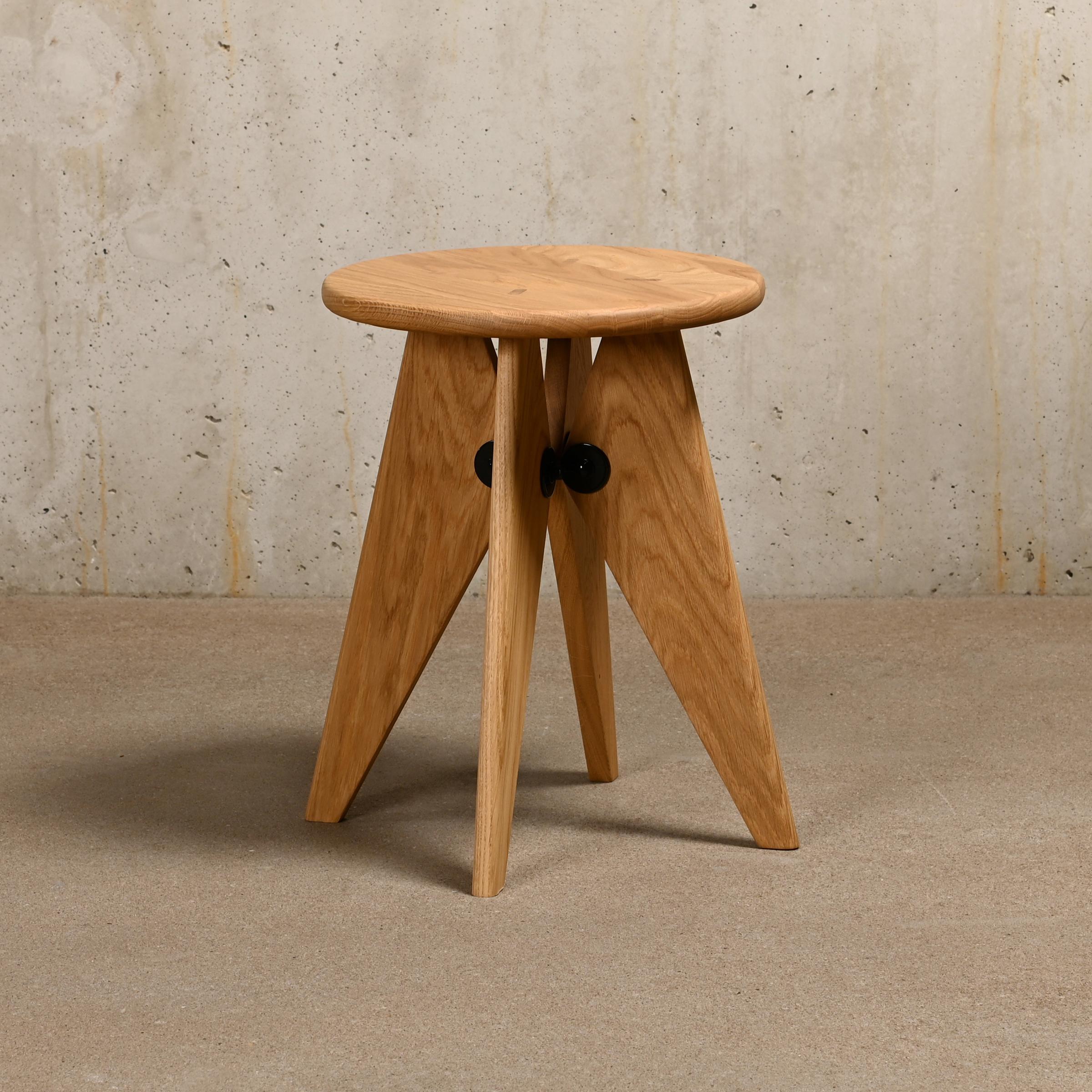 Mid-Century Modern Jean Prouvé Tabouret Solvay / Bois Stool in Solid Natural Oak by Vitra For Sale