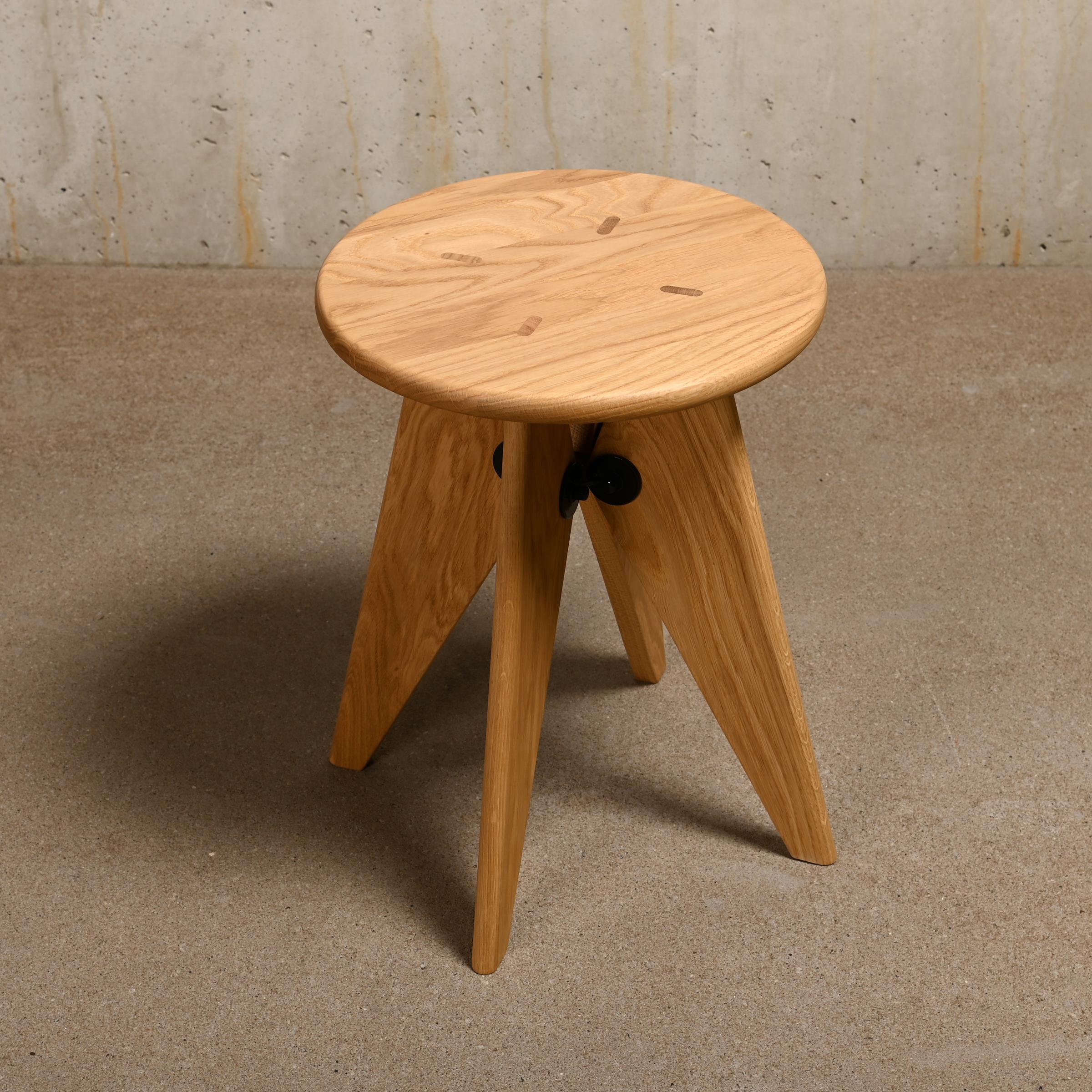 Mid-20th Century Jean Prouvé Tabouret Solvay / Bois Stool in Solid Natural Oak by Vitra For Sale