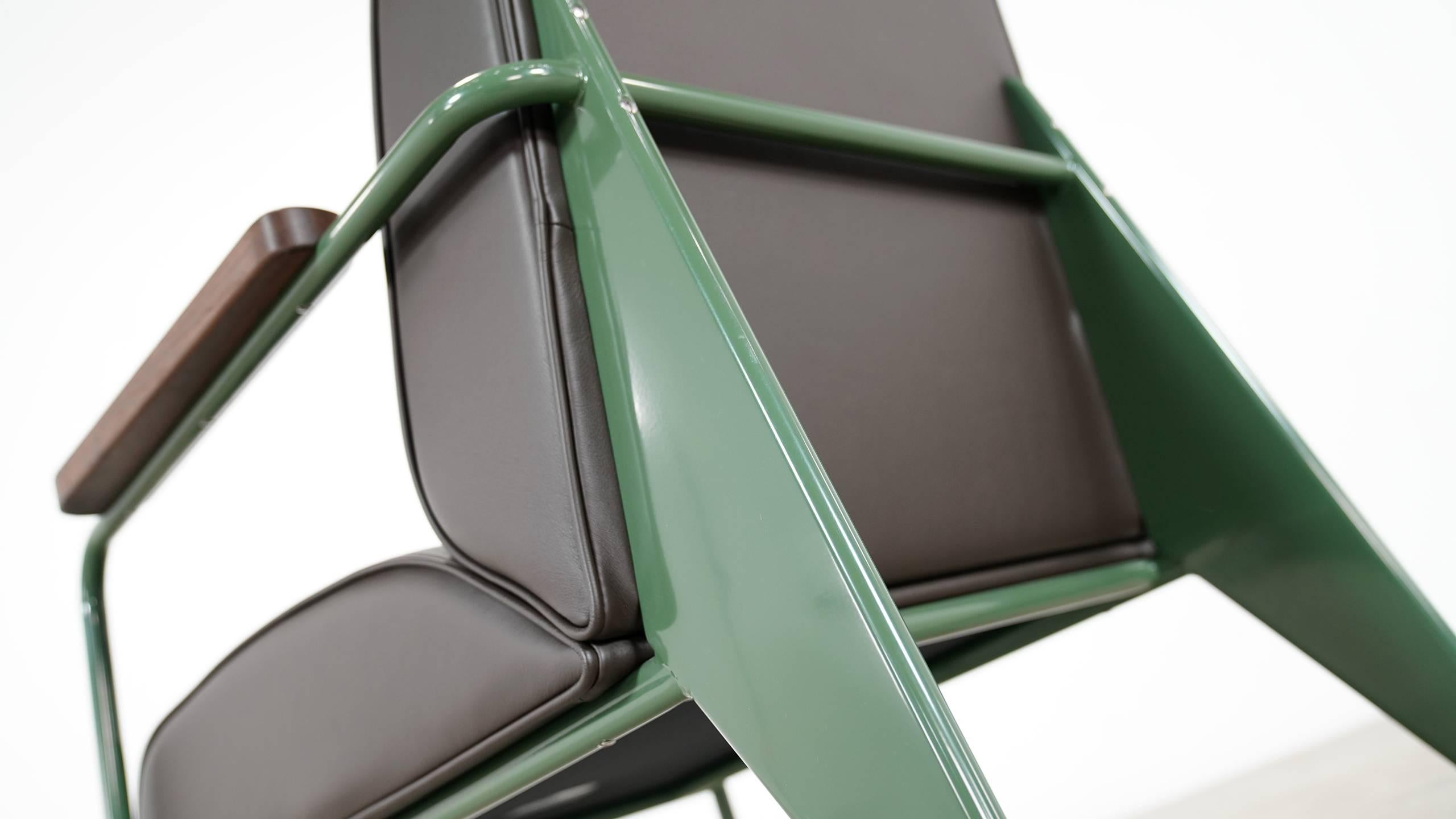 Jean Prouvé:: Fauteuil De Salon von Vitra:: Sessel in limitierter Auflage von G-Star 4