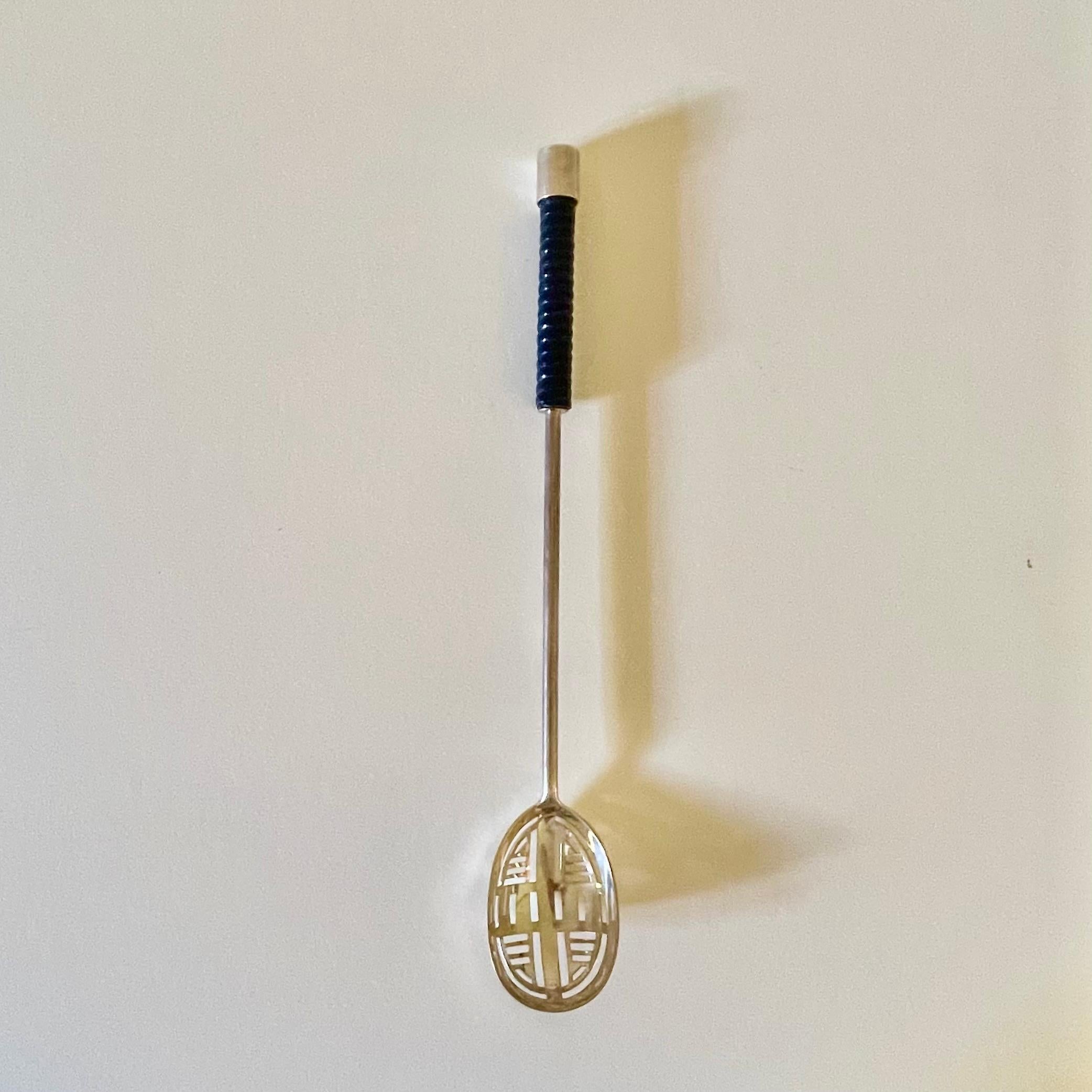 Jean PUIFORCAT (1897-1945) Seltener langer Olivenlöffel aus Sterlingsilber um 1925 im Angebot 4