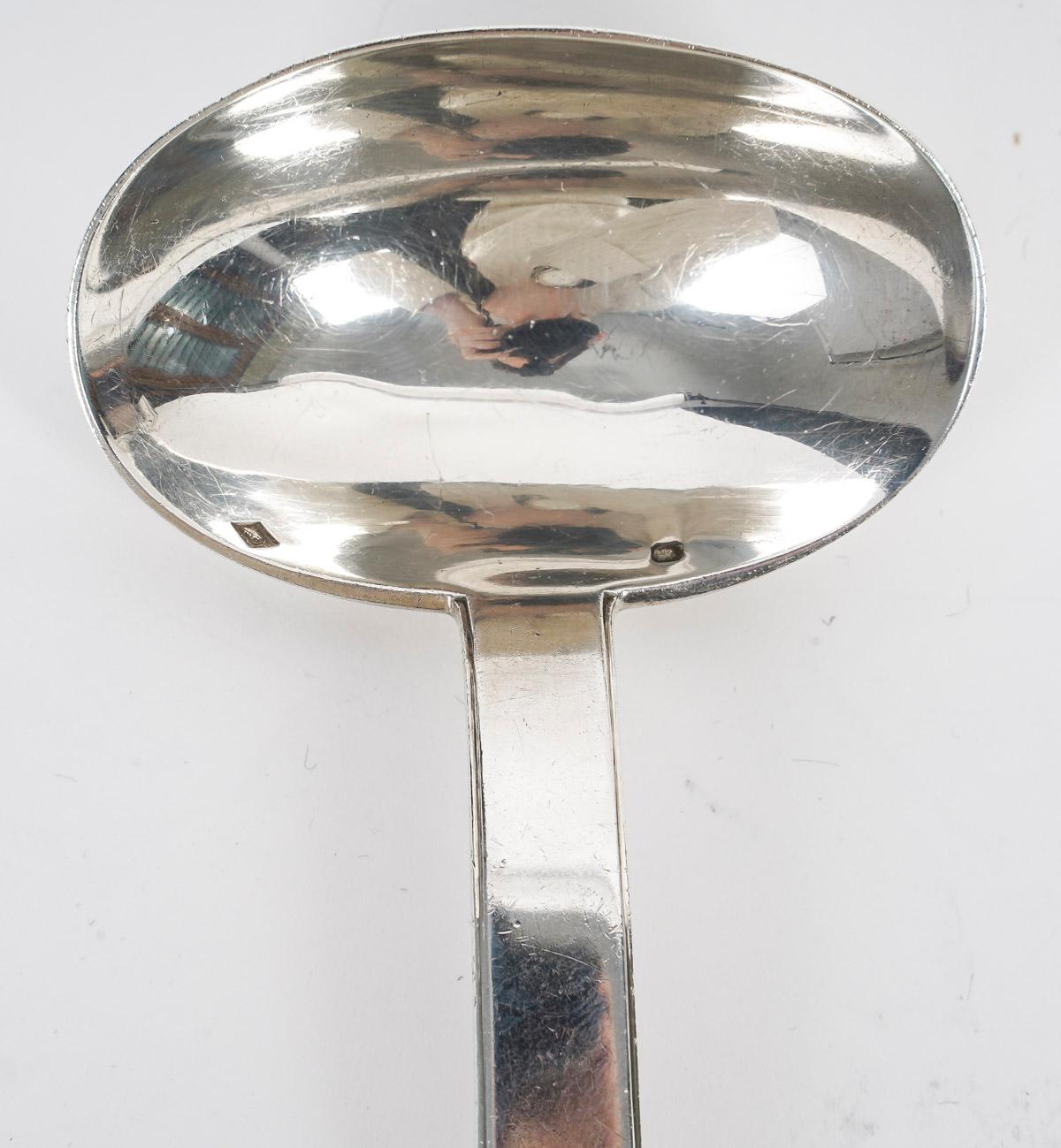 Jean PUIFORCAT (1897-1945) Rectangular Silver Sauceboat And Spoon Minerve  For Sale 2