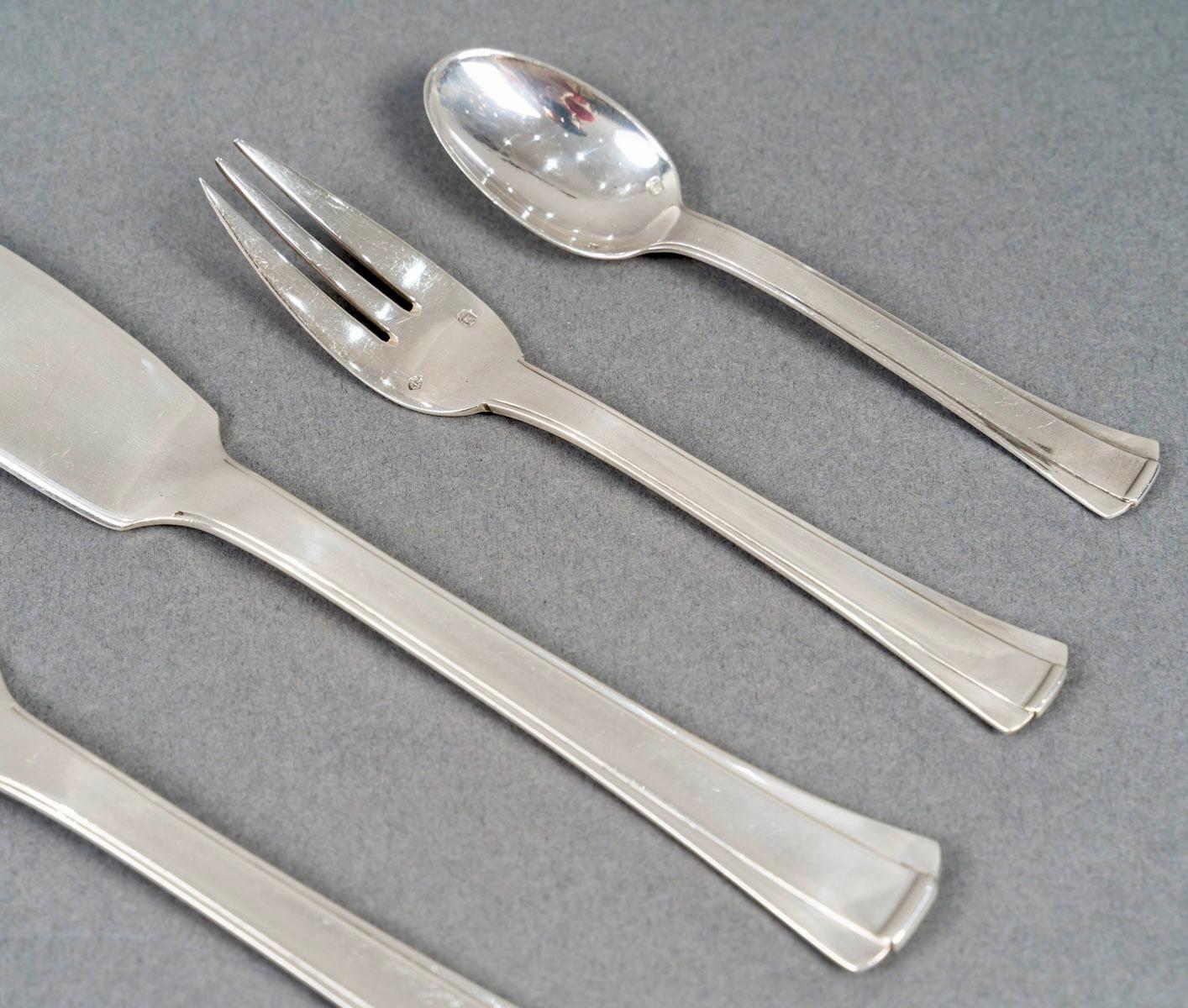 Jean Puiforcat Art Deco Couverts Papyrus Dinard Sterling Silver 131 Pces Bon état à Boulogne Billancourt, FR