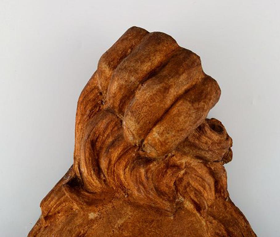 Jean René Gauguin: b. Paris 1881, d. Copenhagen 1961.
Large and impressive face of orangutan in Chamotte clay.
Measures: 45 cm x 26 cm. Depth: 11 cm.
In perfect condition.