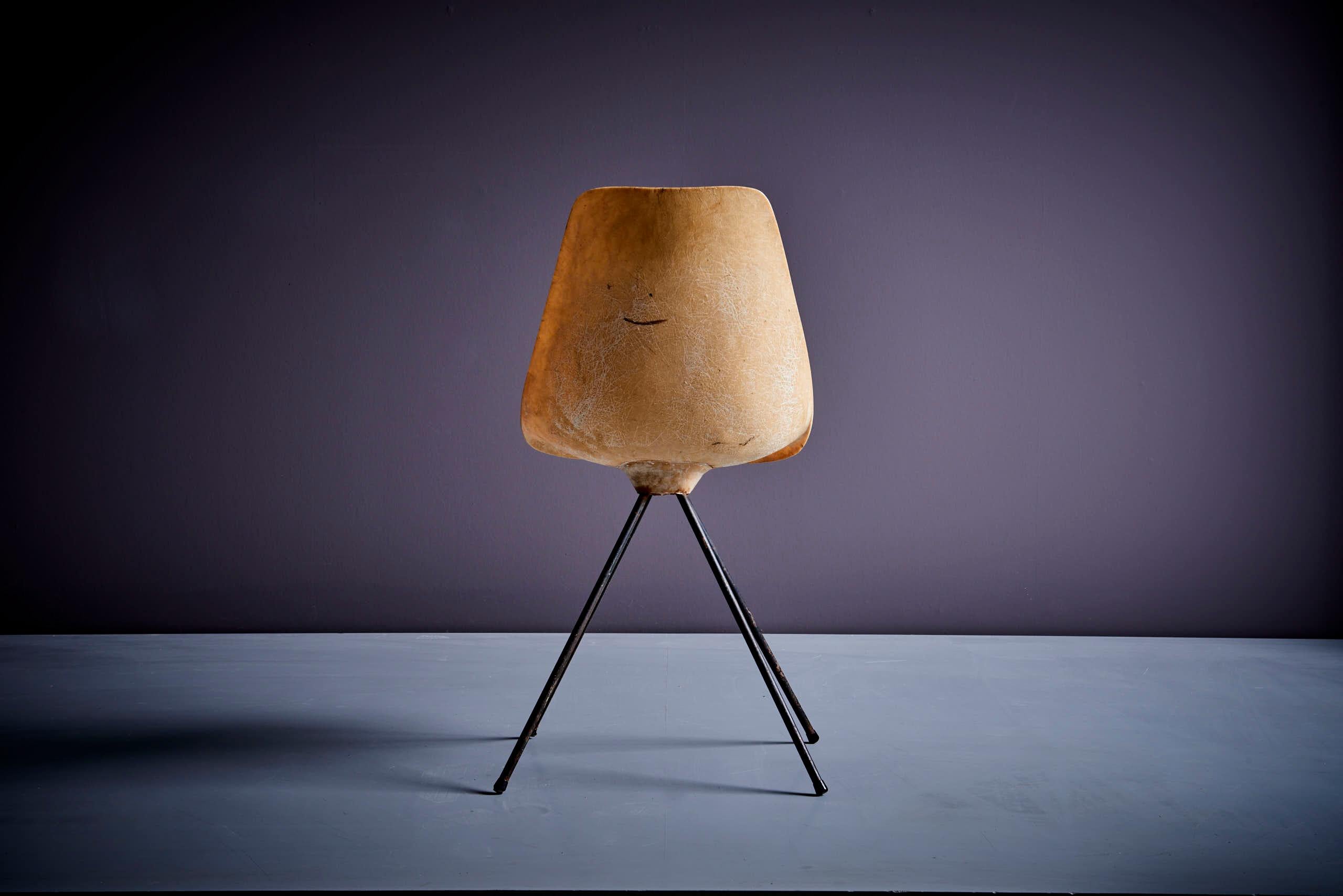Jean-René Picard for S.E.T.A Fiberglass Chair France - 1950s For Sale 2