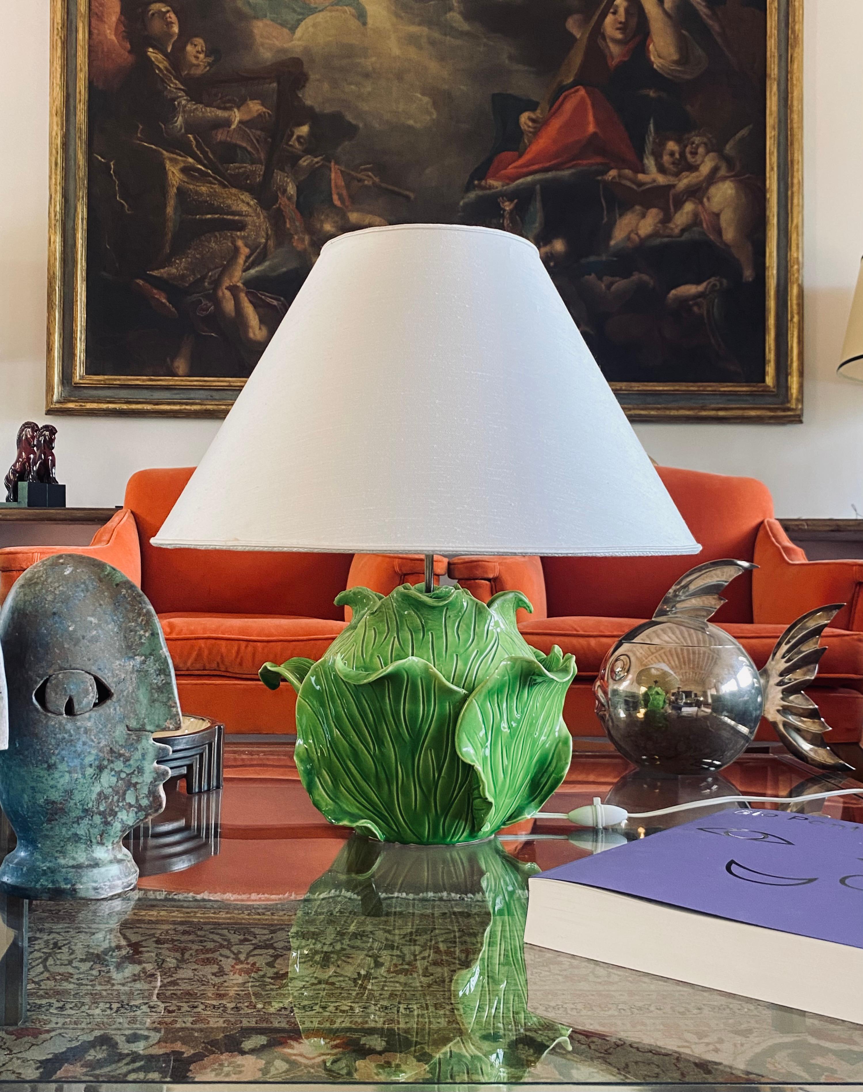 Laiton Jean Roger, Lampe à laitue en céramique grandeur nature, Paris France années 1950