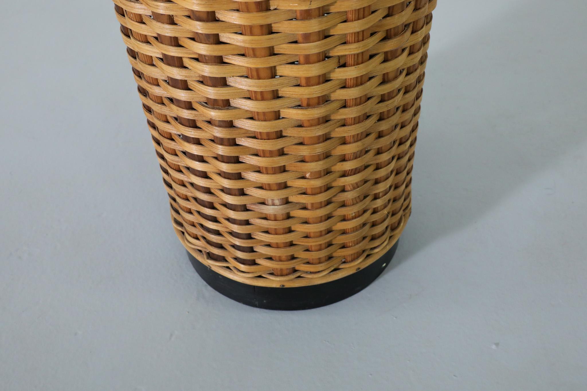 French Mid-Century Woven Rattan Basket or Umbrella Stand with Wrapped Handle For Sale 6