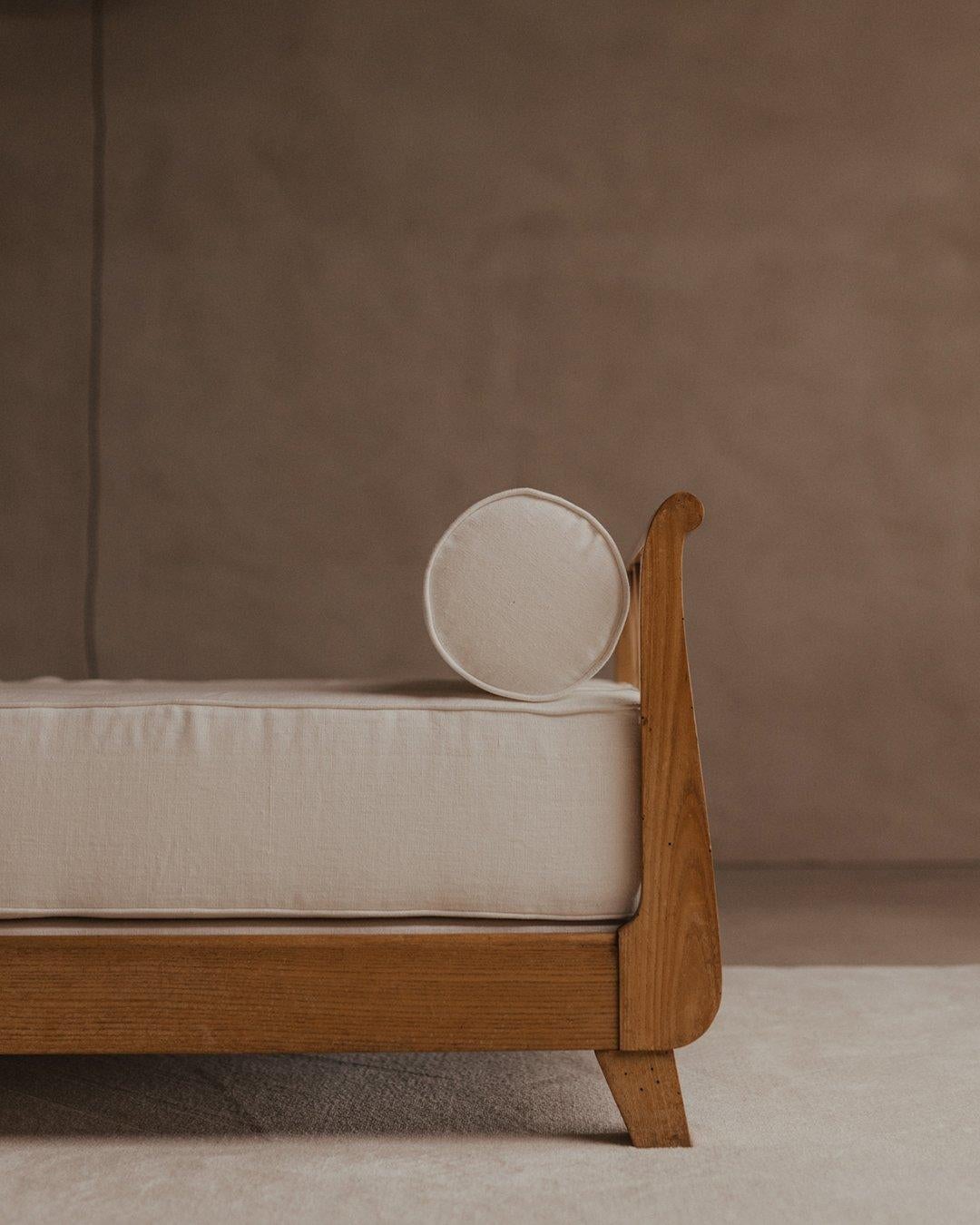 Jean Royère - Lit de jour Croissilion - Rappel de lit croissilion & lit simple Bon état - En vente à Hasselt, VLI