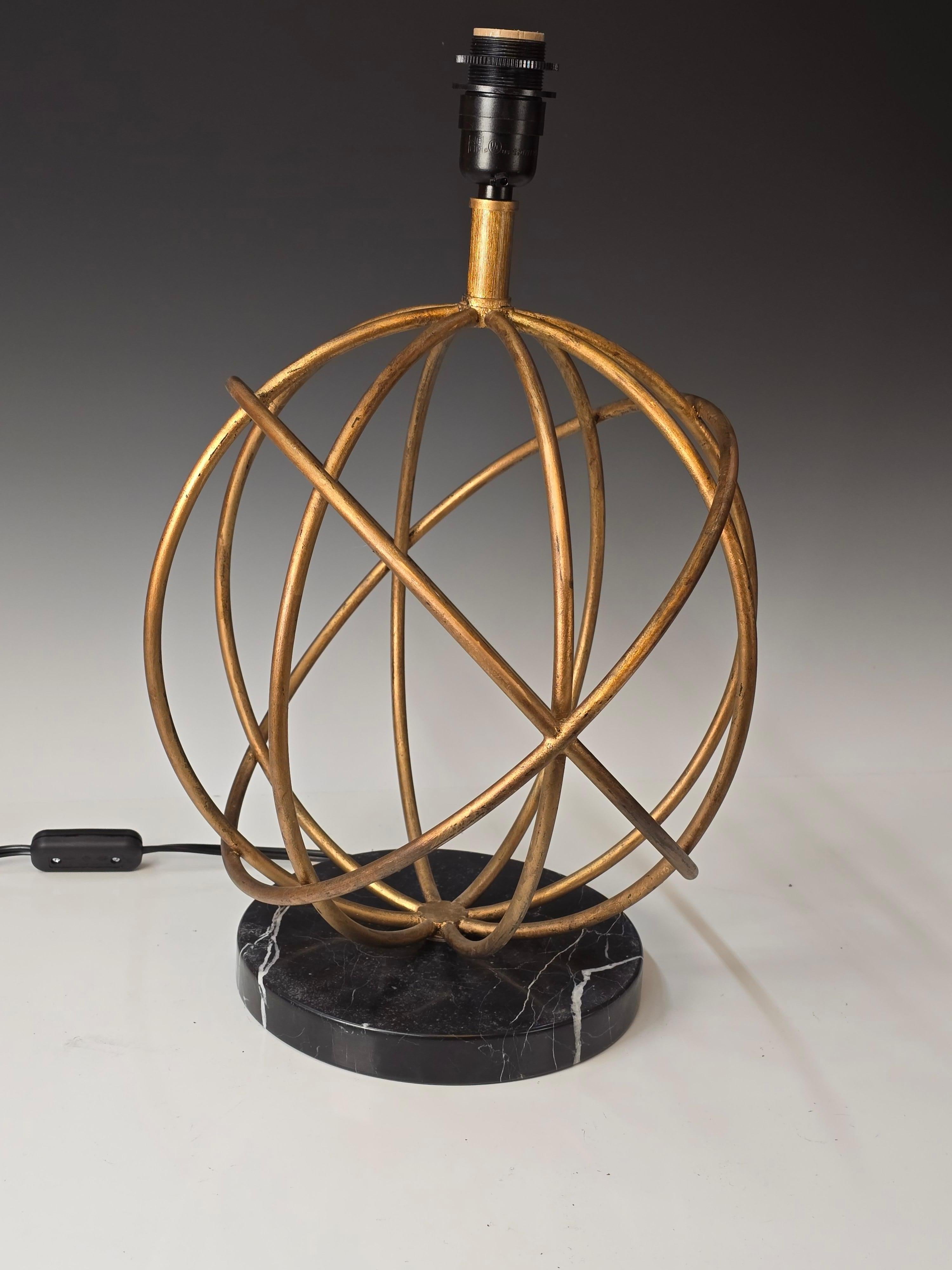 French Modern Style Gilt Iron Table Lamp For Sale 1