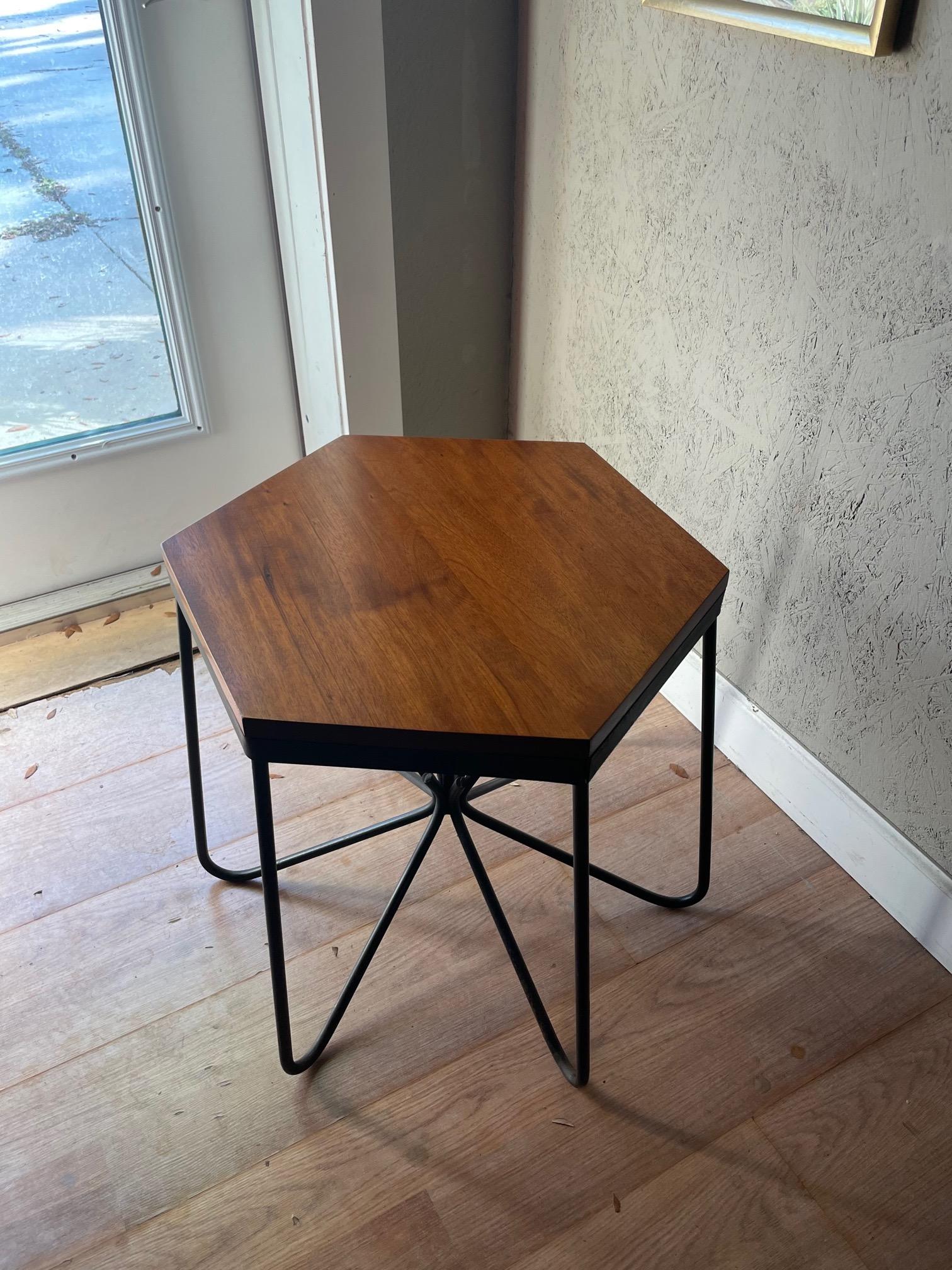 Hirondelle Table For Sale 2