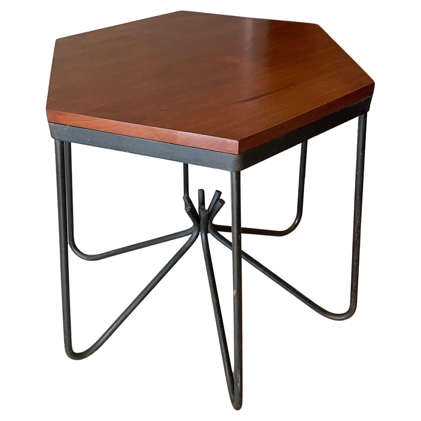 Table Hirondelle en vente