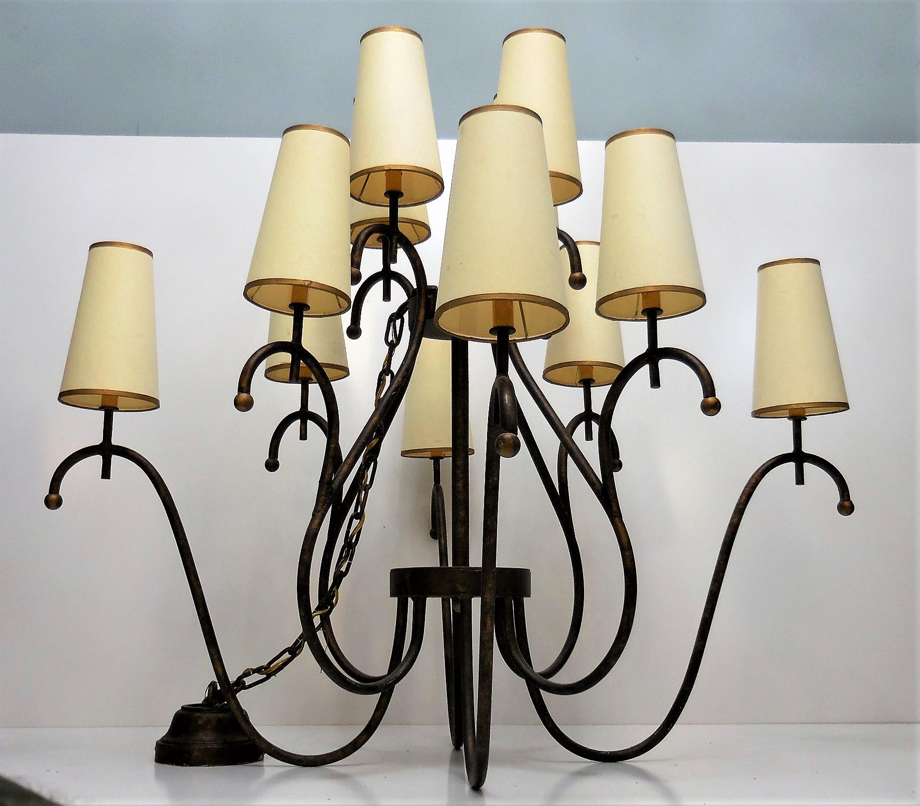 Late 20th Century Large Chandelier with 12 Shades