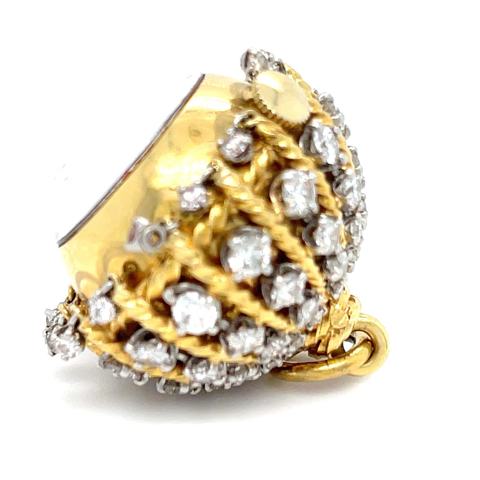 Jean Schlumberger pour Tiffany & Co. Pendentif montre en or 18 carats et diamants de 2,50 carats Unisexe en vente