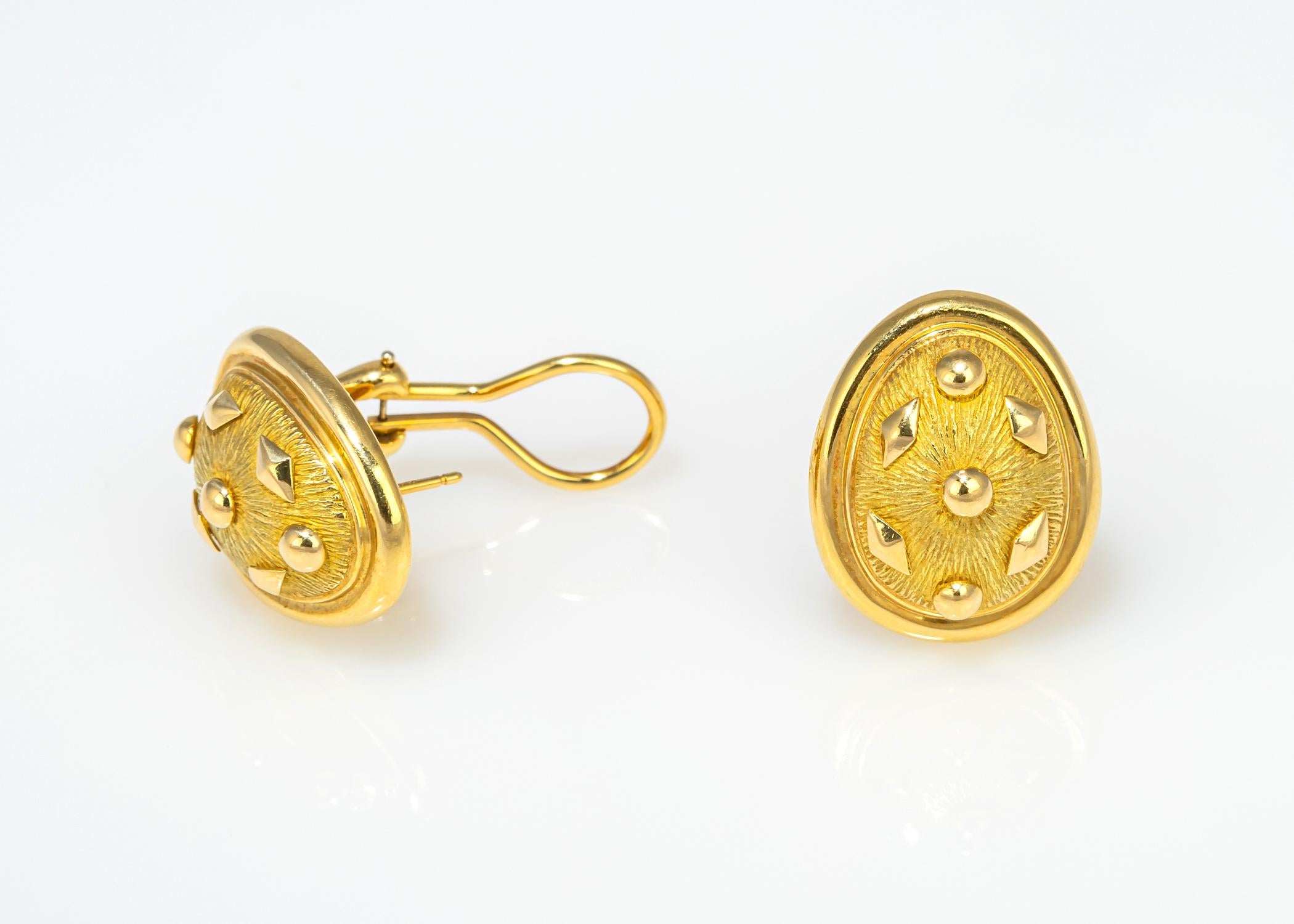 Jean Schlumberger for Tiffany & Co. Gold Earrings In Excellent Condition In Atlanta, GA