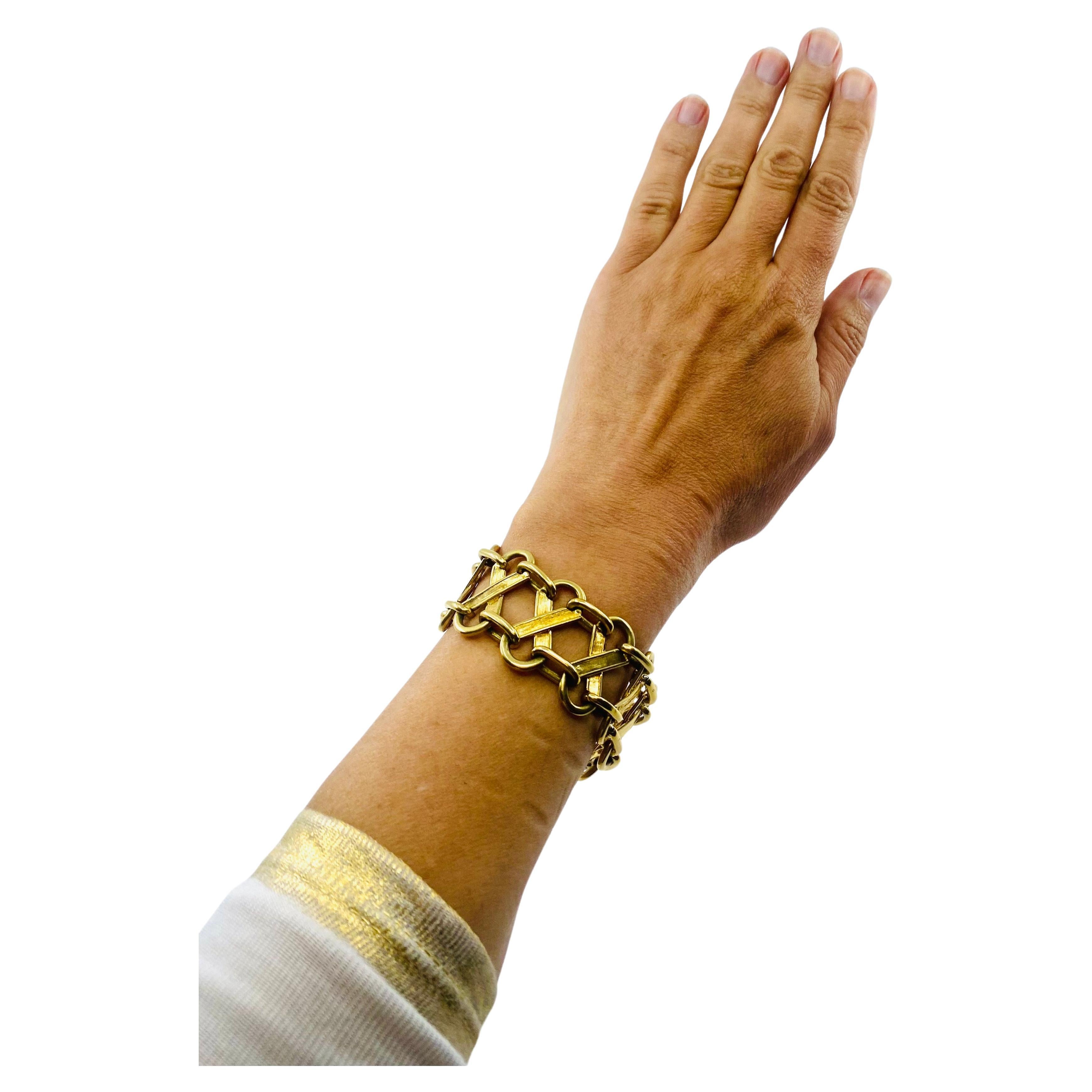 DESIGNER: Jean Schlumberger for Tiffany & Co.
CIRCA: 1980’s
MATERIALS: 18k Yellow Gold
WEIGHT: 77.2 grams
MEASUREMENTS: 7.5” x 1”
HALLMARKS: Tiffany,  Schlumberger, 18K 

ITEM DETAILS:
An 18k gold Jean Schlumberger for Tiffany & Co. 18k gold X