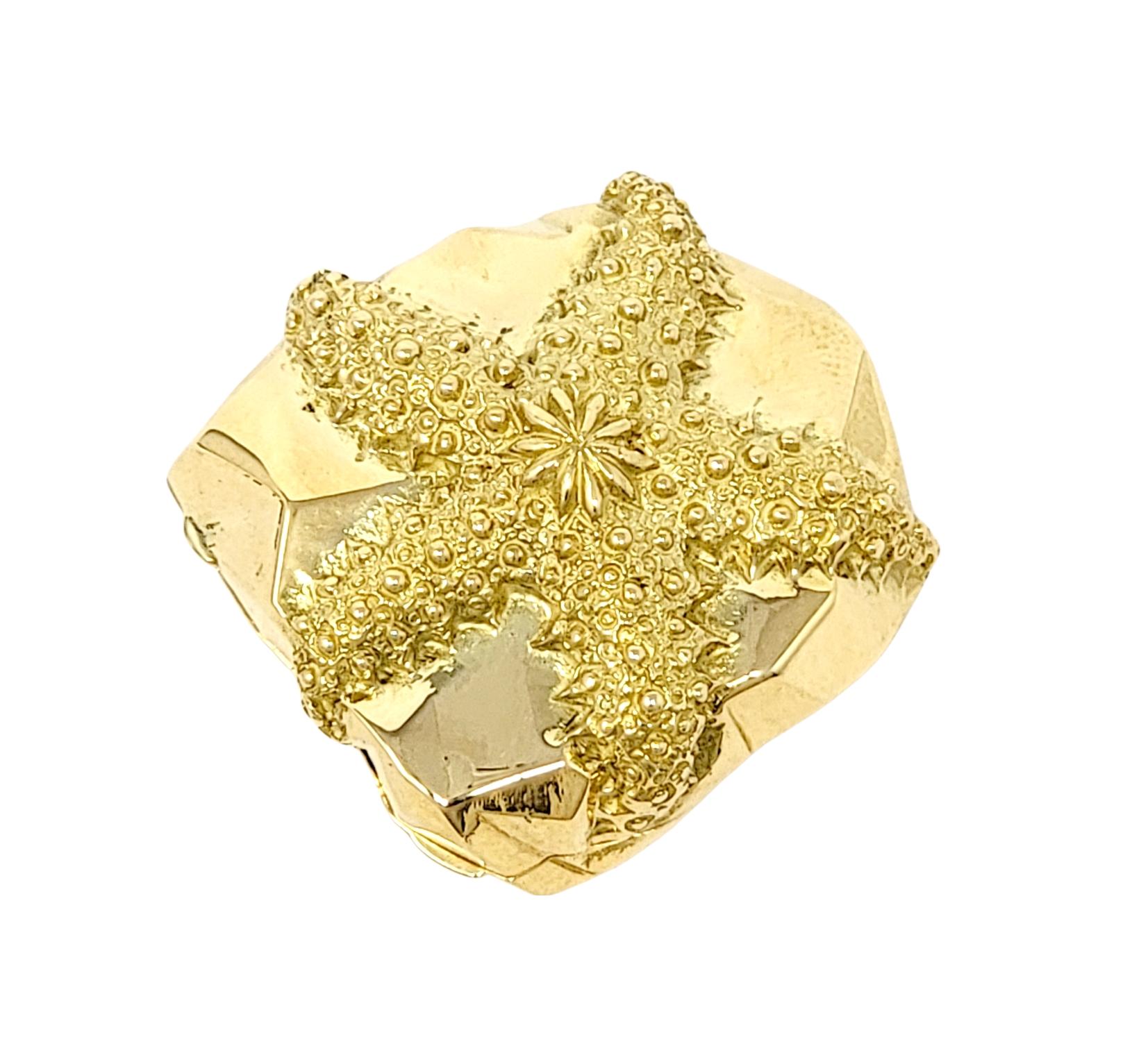 Contemporary Jean Schlumberger for Tiffany & Co. Vintage 18 Karat Gold Starfish Pill Box