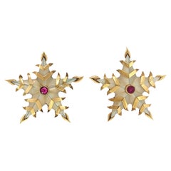Par de broches «Star» de Jean Schlumberger, de oro amarillo de 18 quilates con rubíes, estilo francés